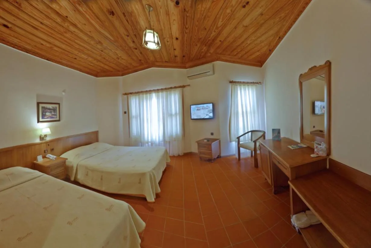 Photo of the whole room in Yucelen Hotel