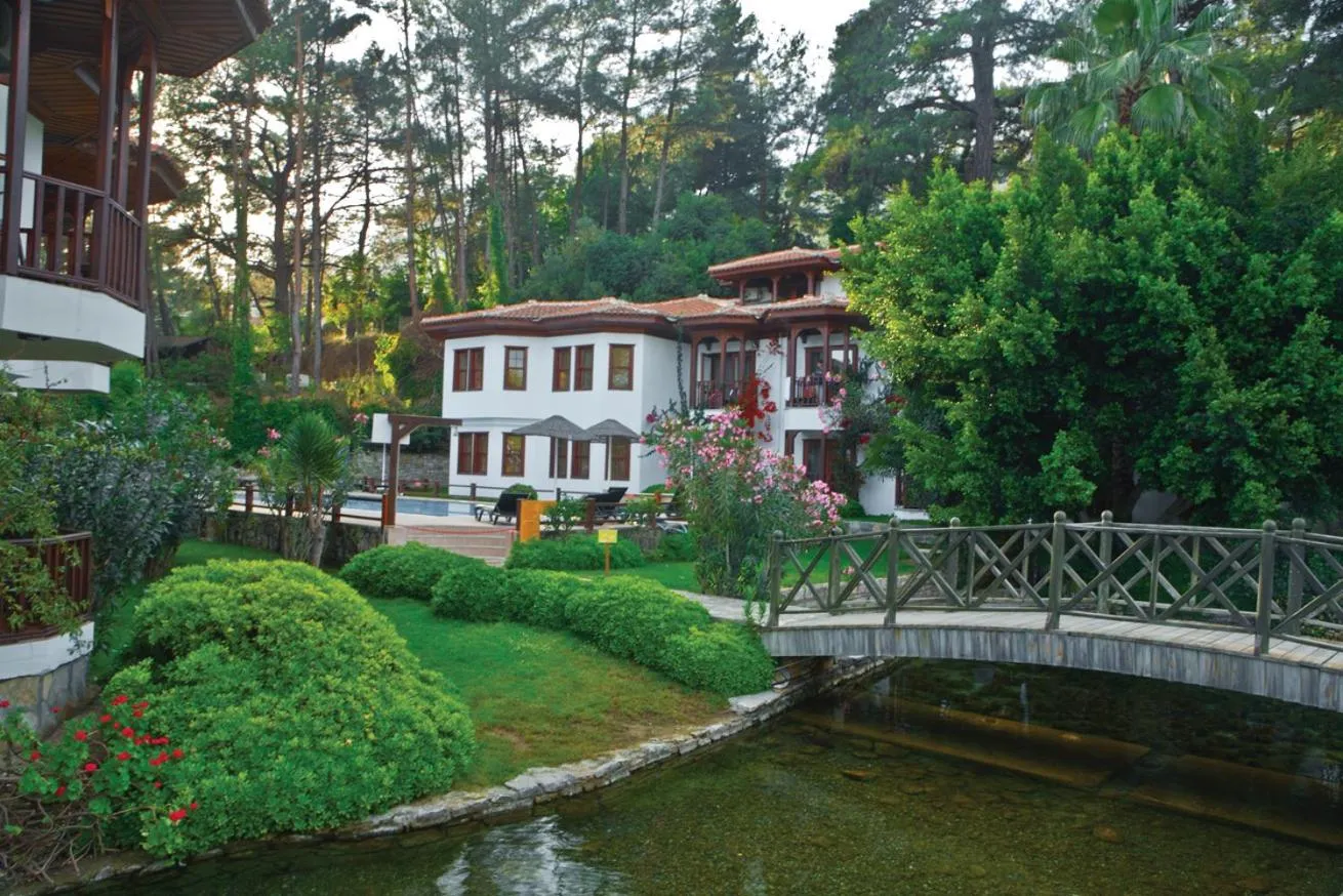 Garden in Yucelen Hotel