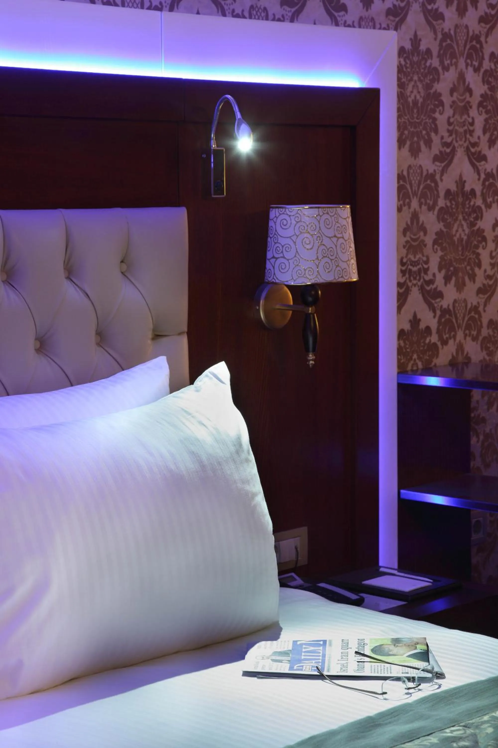 Bed in Hotel Senbayrak City