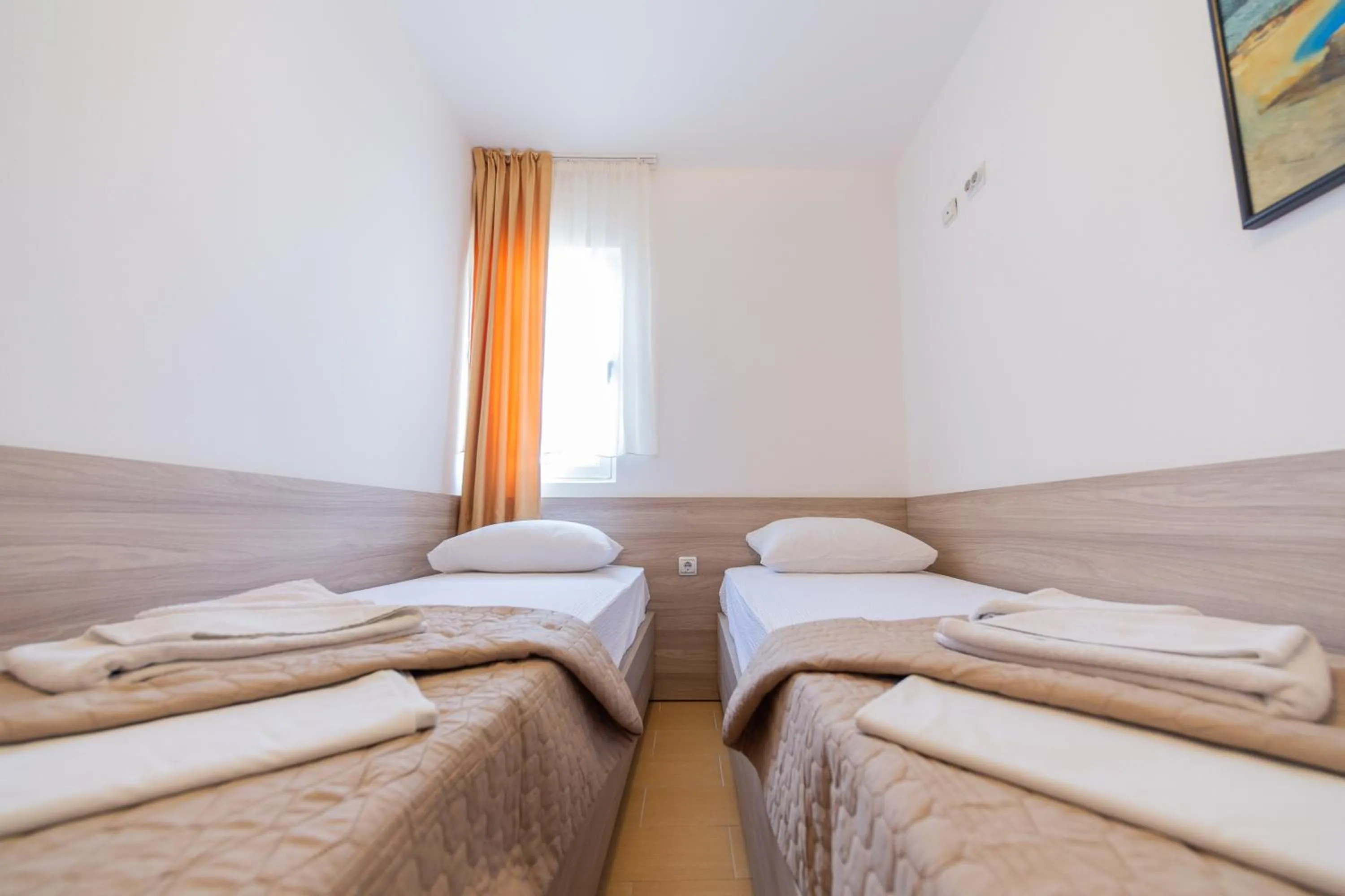 Bed in Azzuro apartments Budva
