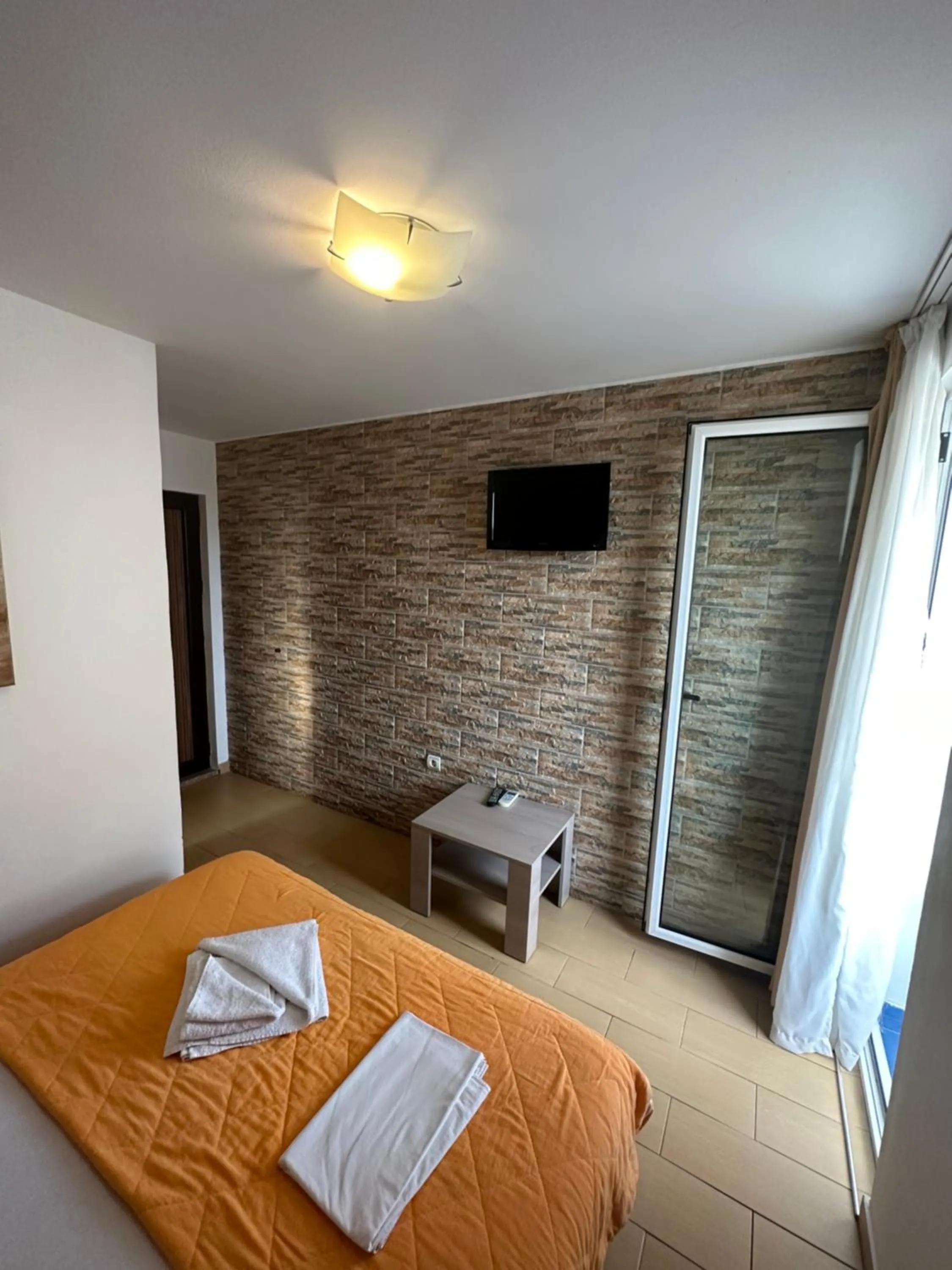 Bedroom, Bed in Azzuro apartments Budva