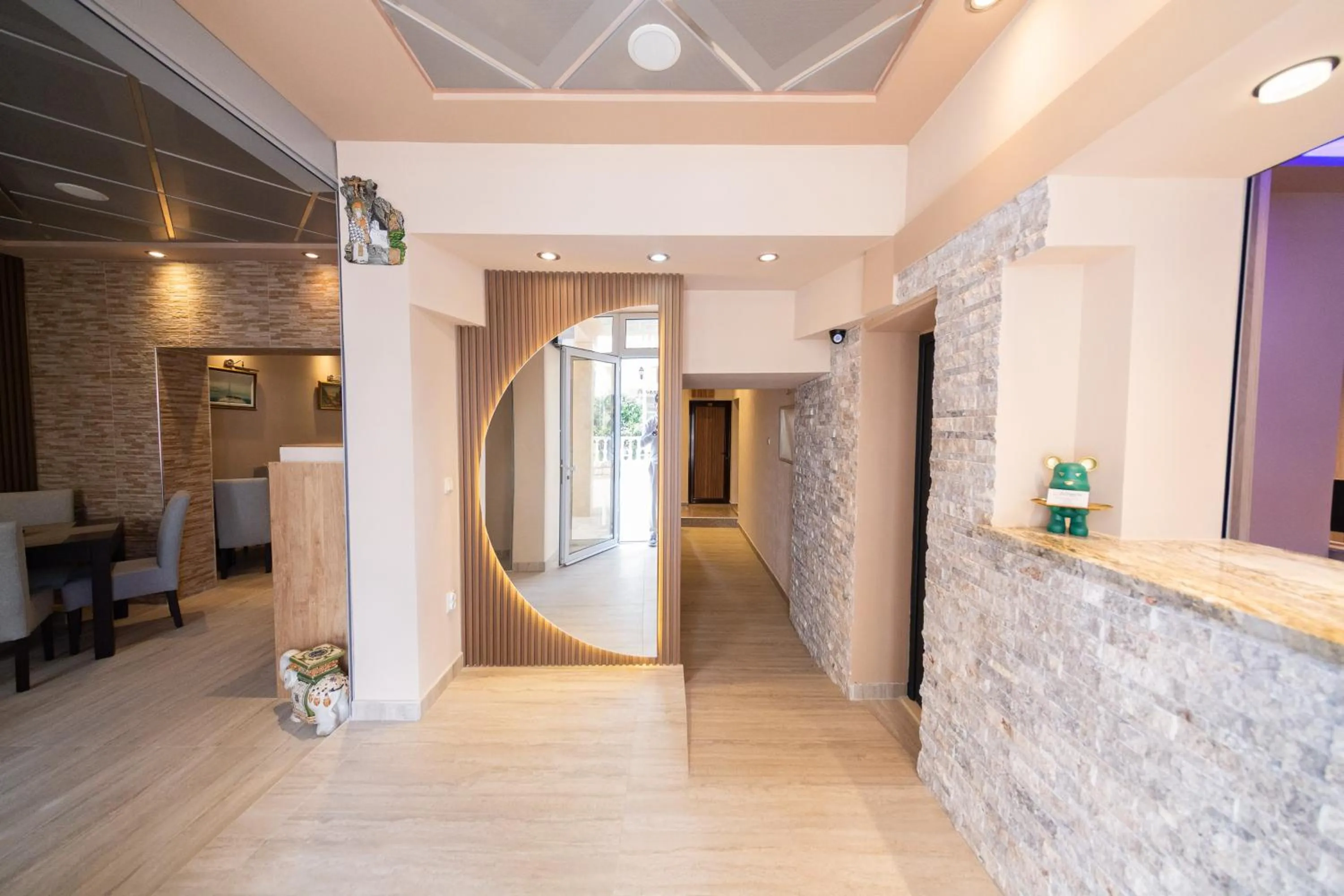 Lobby or reception in Azzuro apartments Budva