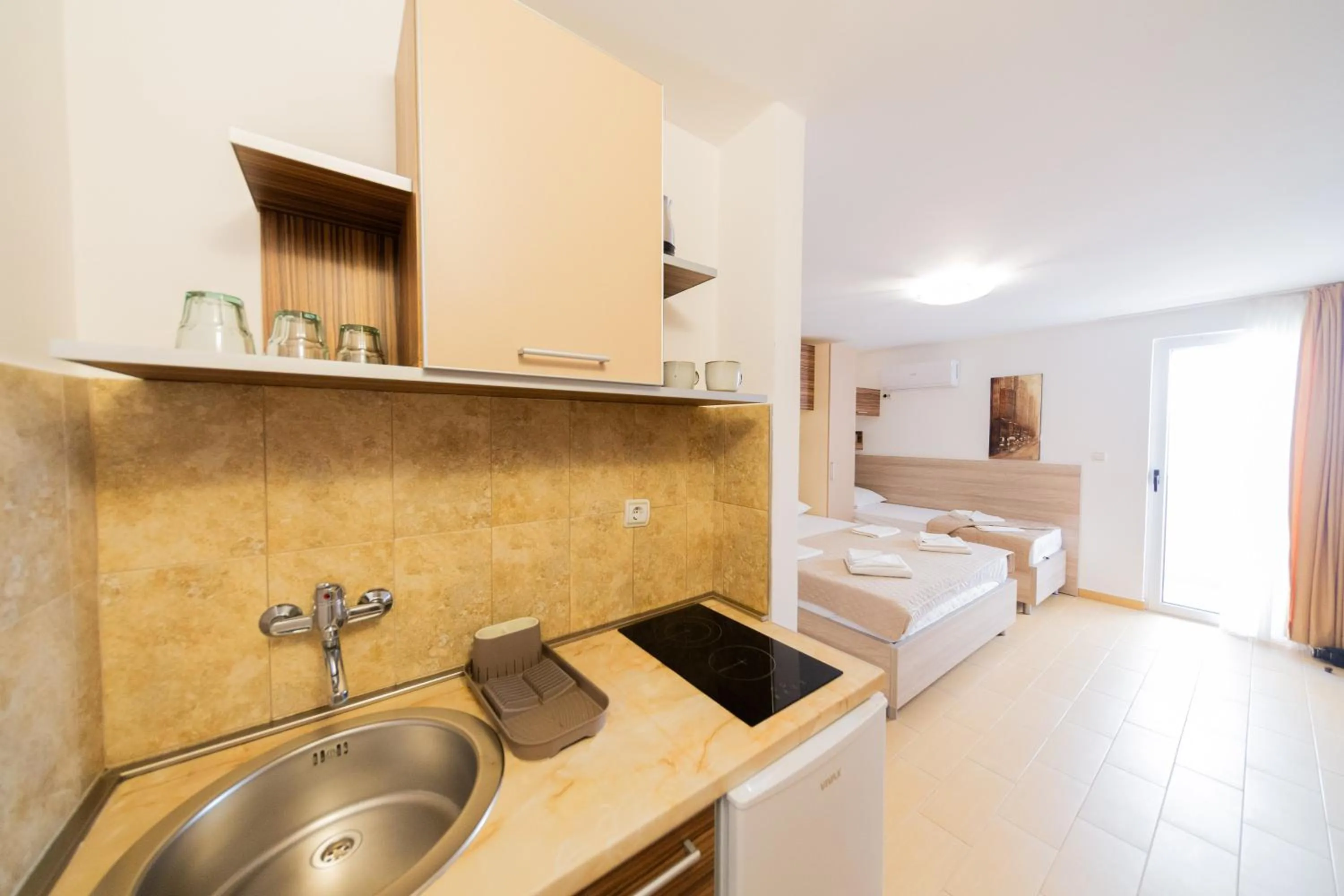 Text overlay in Azzuro apartments Budva