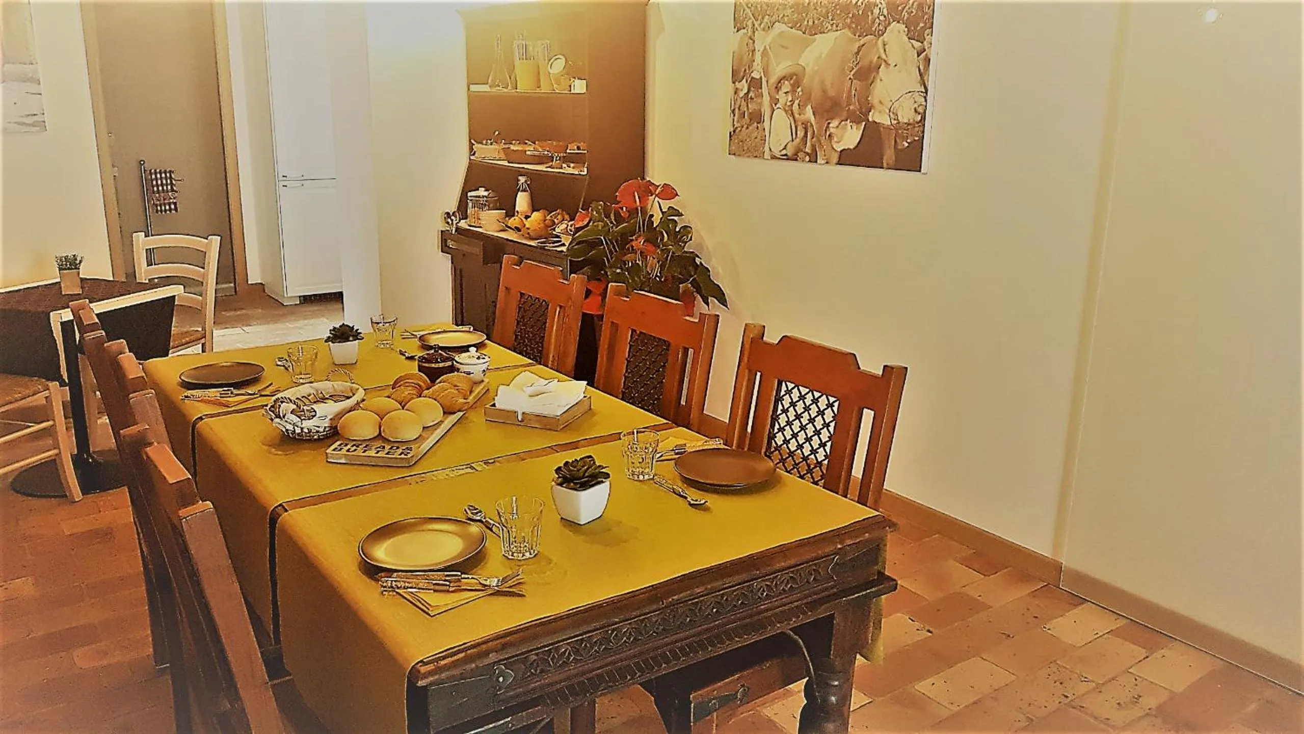 Restaurant/places to eat in Al Sa di Te