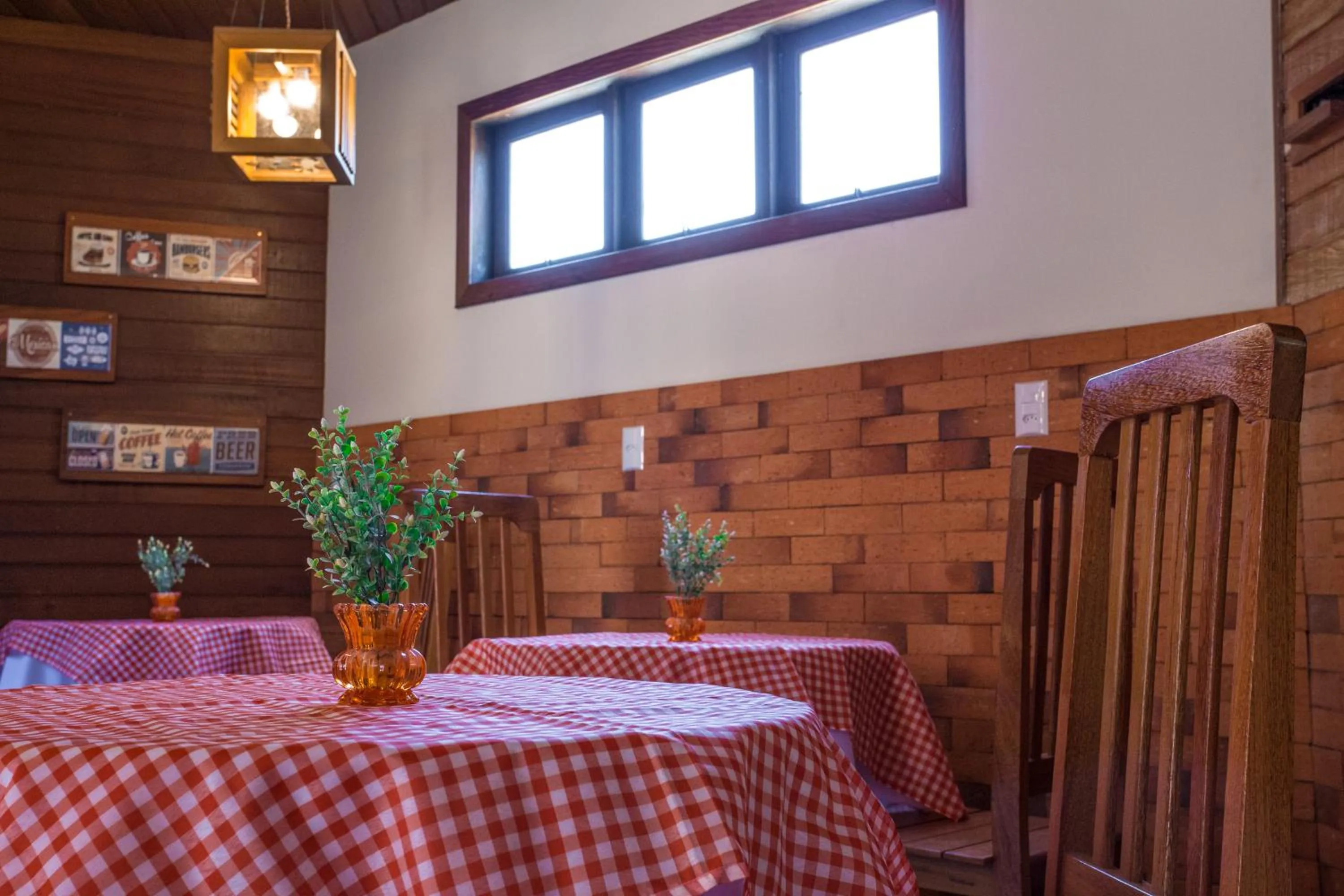 Dining area in Pousada Areias do Rosa