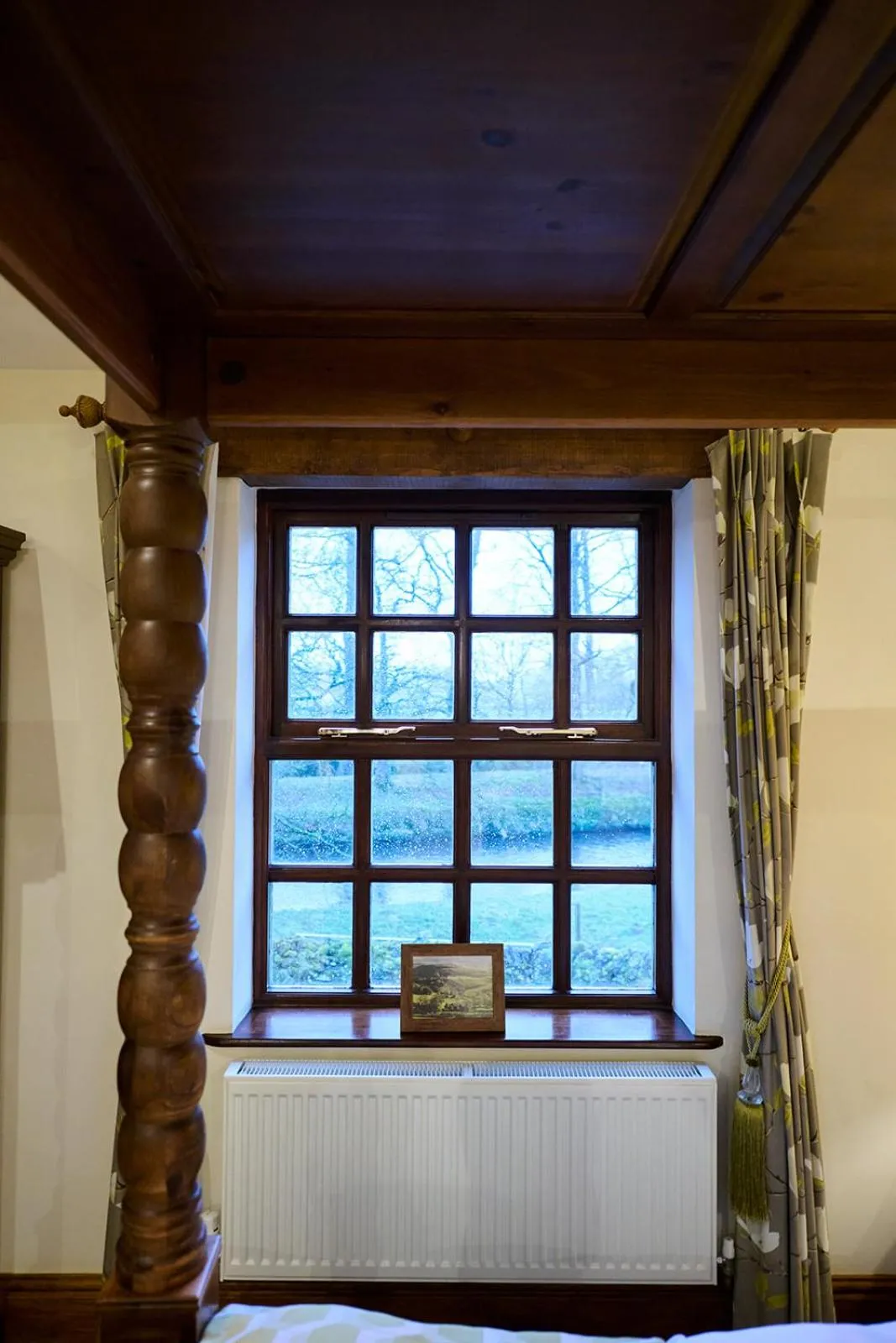Bed in Green Grove Country House