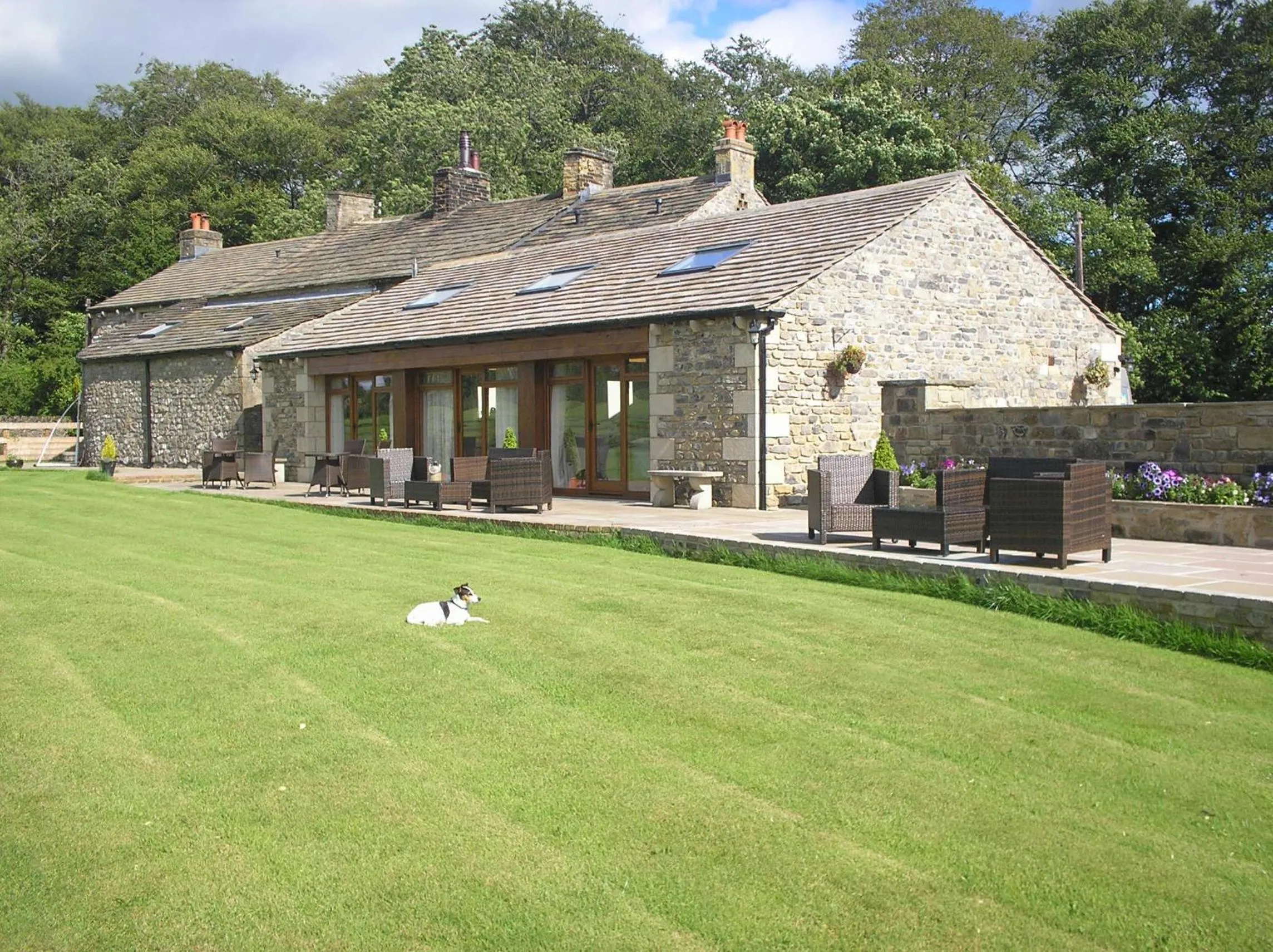 Property building in Green Grove Country House
