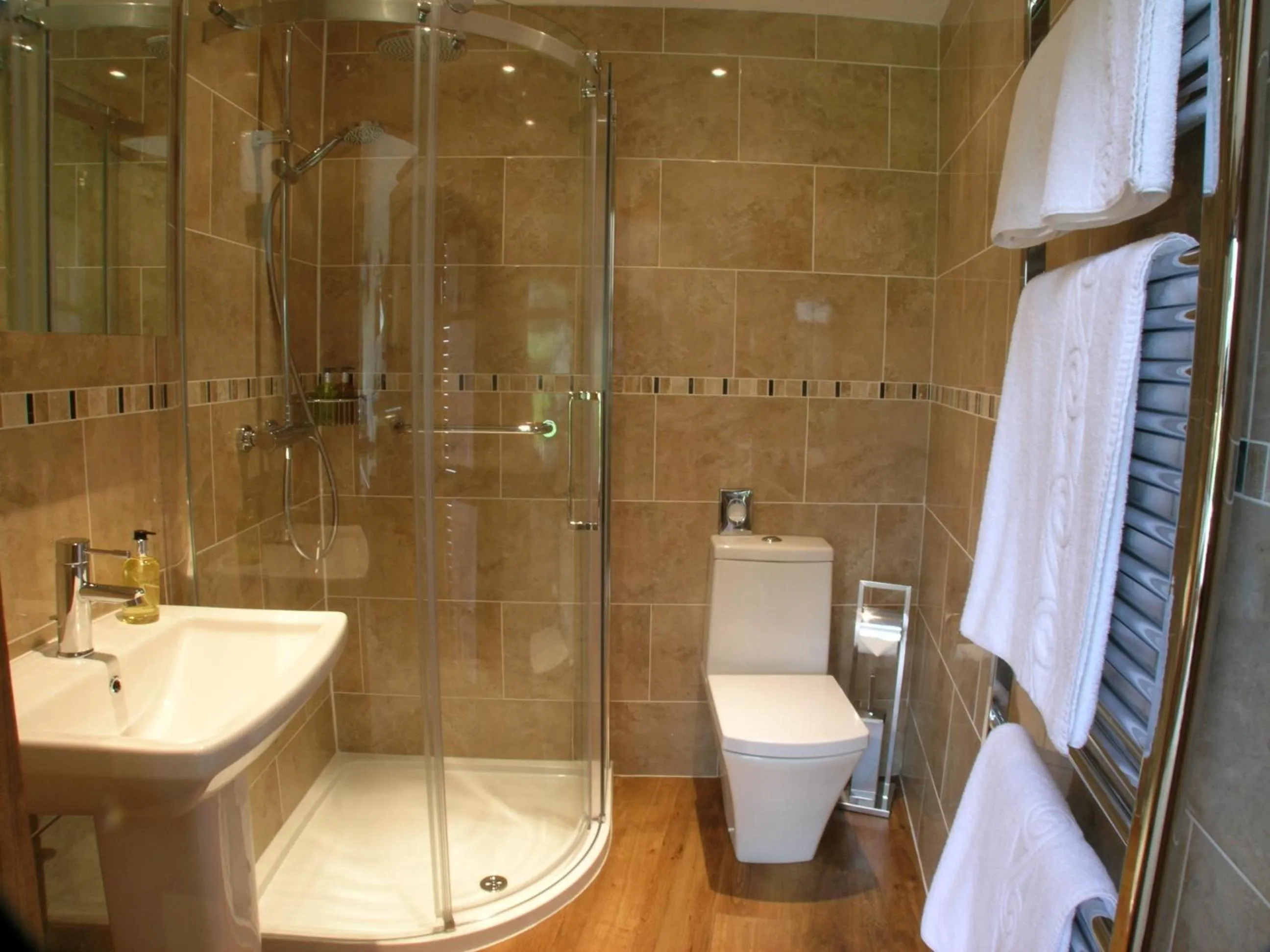 Shower in Green Grove Country House