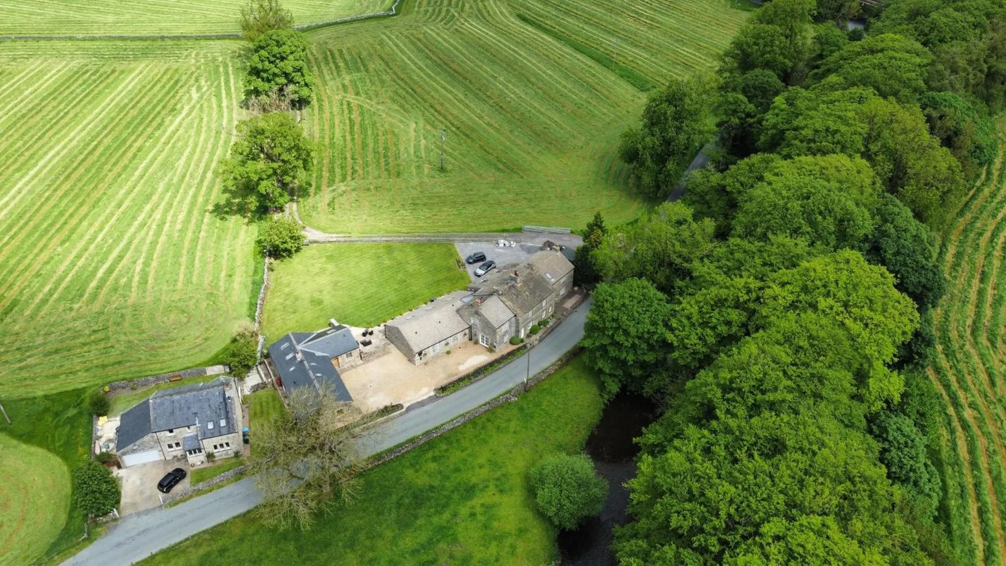 Property building in Green Grove Country House
