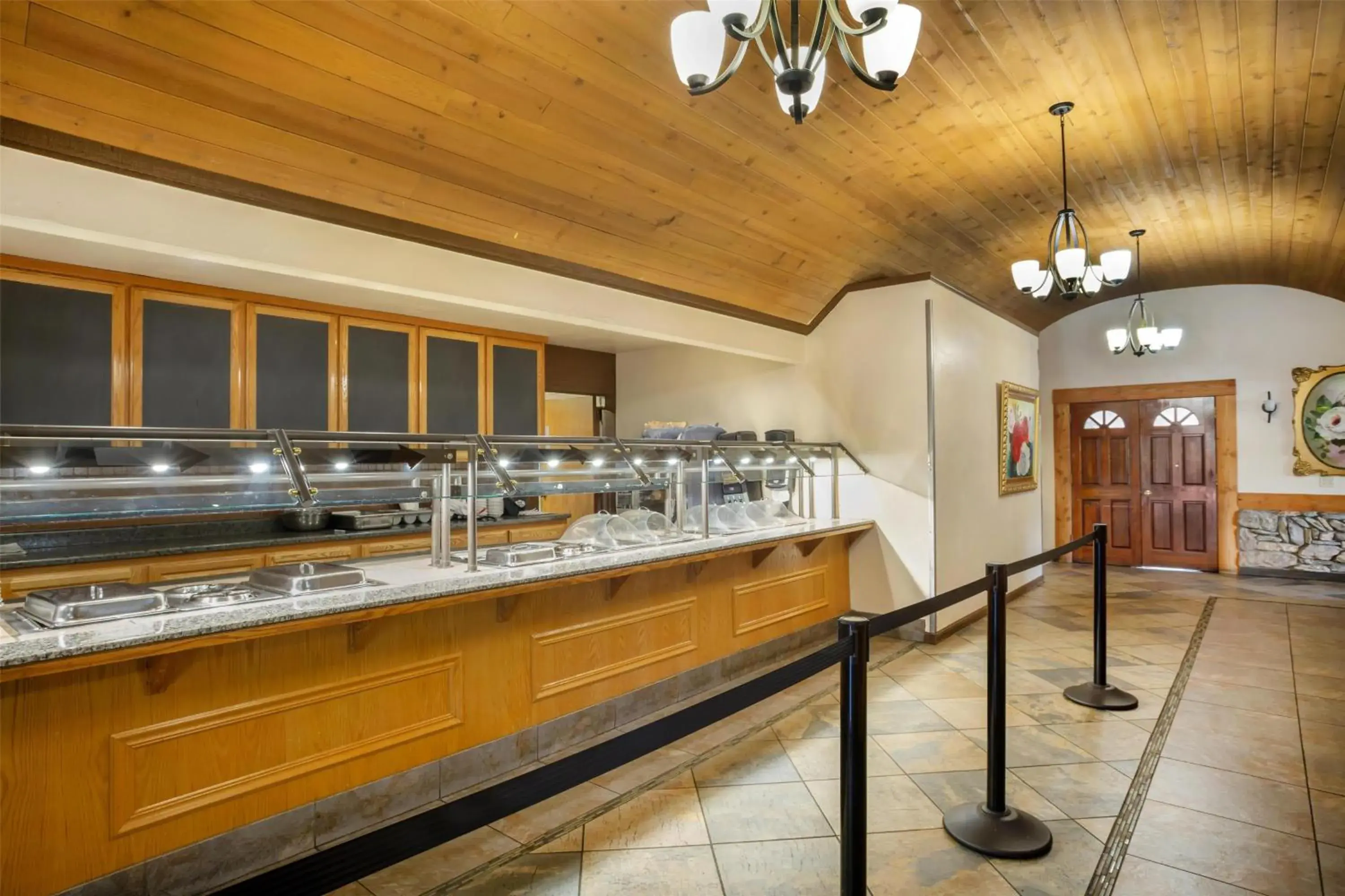 Breakfast in Best Western Plus Yosemite Gateway Inn Breakfast in Best Western Plus Yosemite Gateway Inn