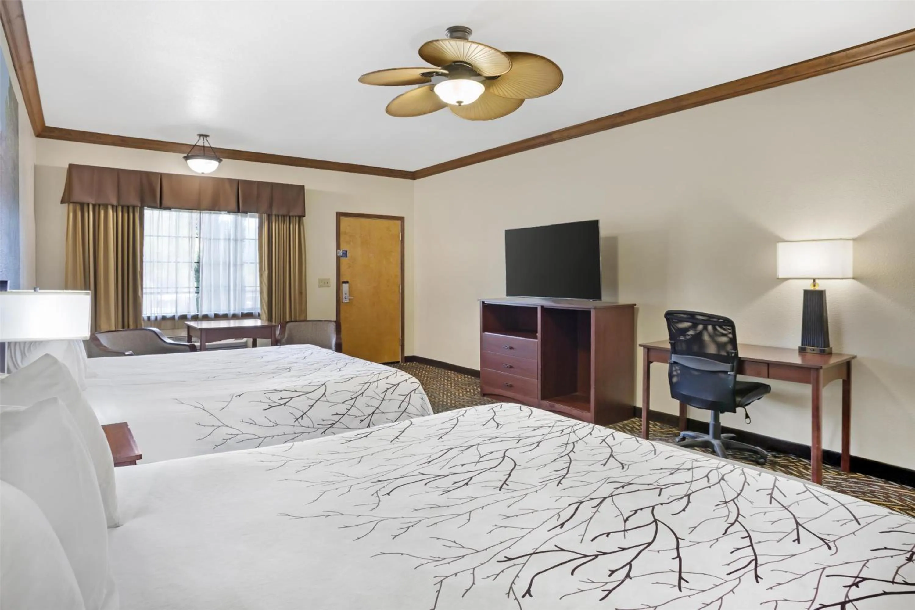 Bedroom, Bed in Best Western Plus Yosemite Gateway Inn