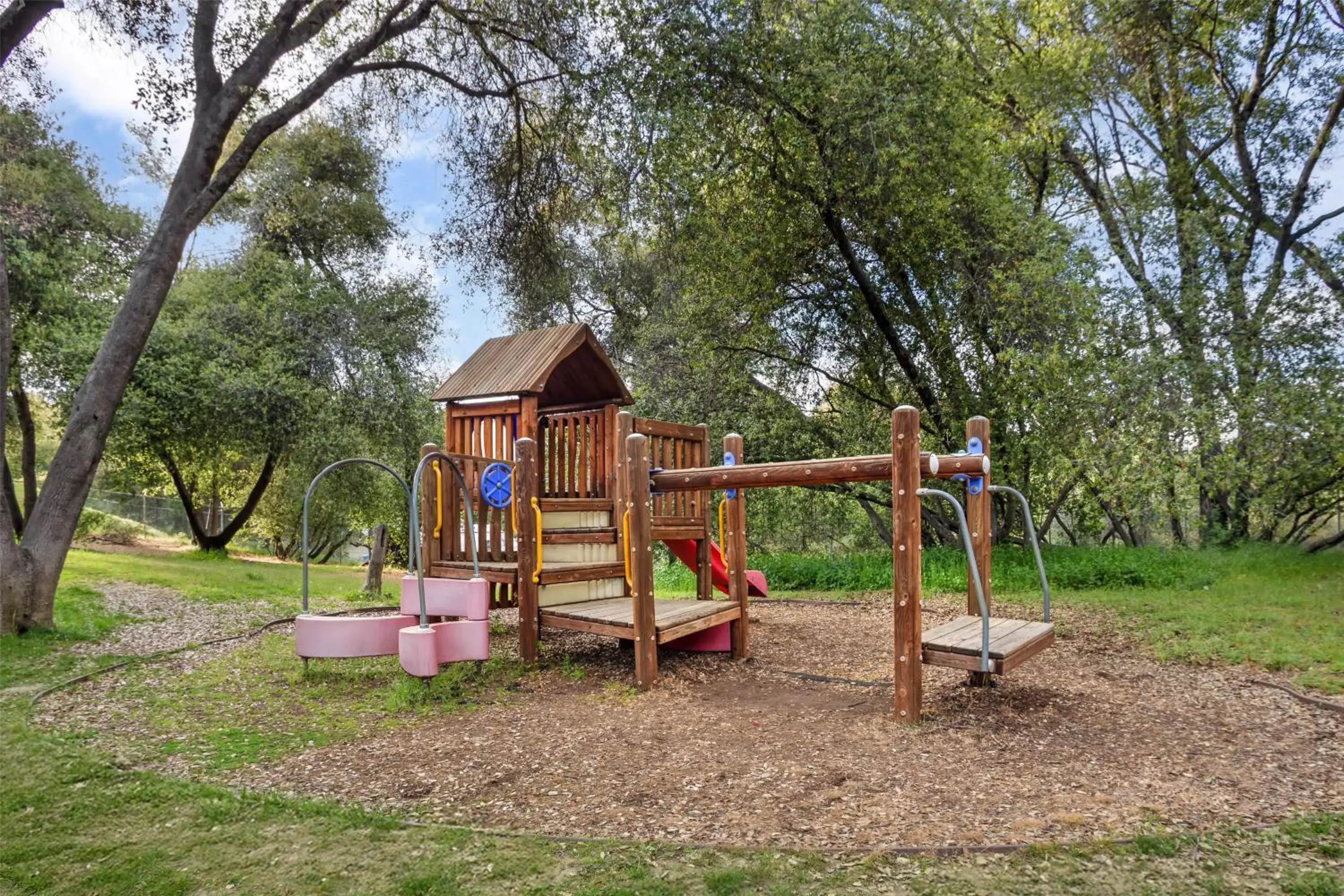 Property building in Best Western Plus Yosemite Gateway Inn Property building in Best Western Plus Yosemite Gateway Inn