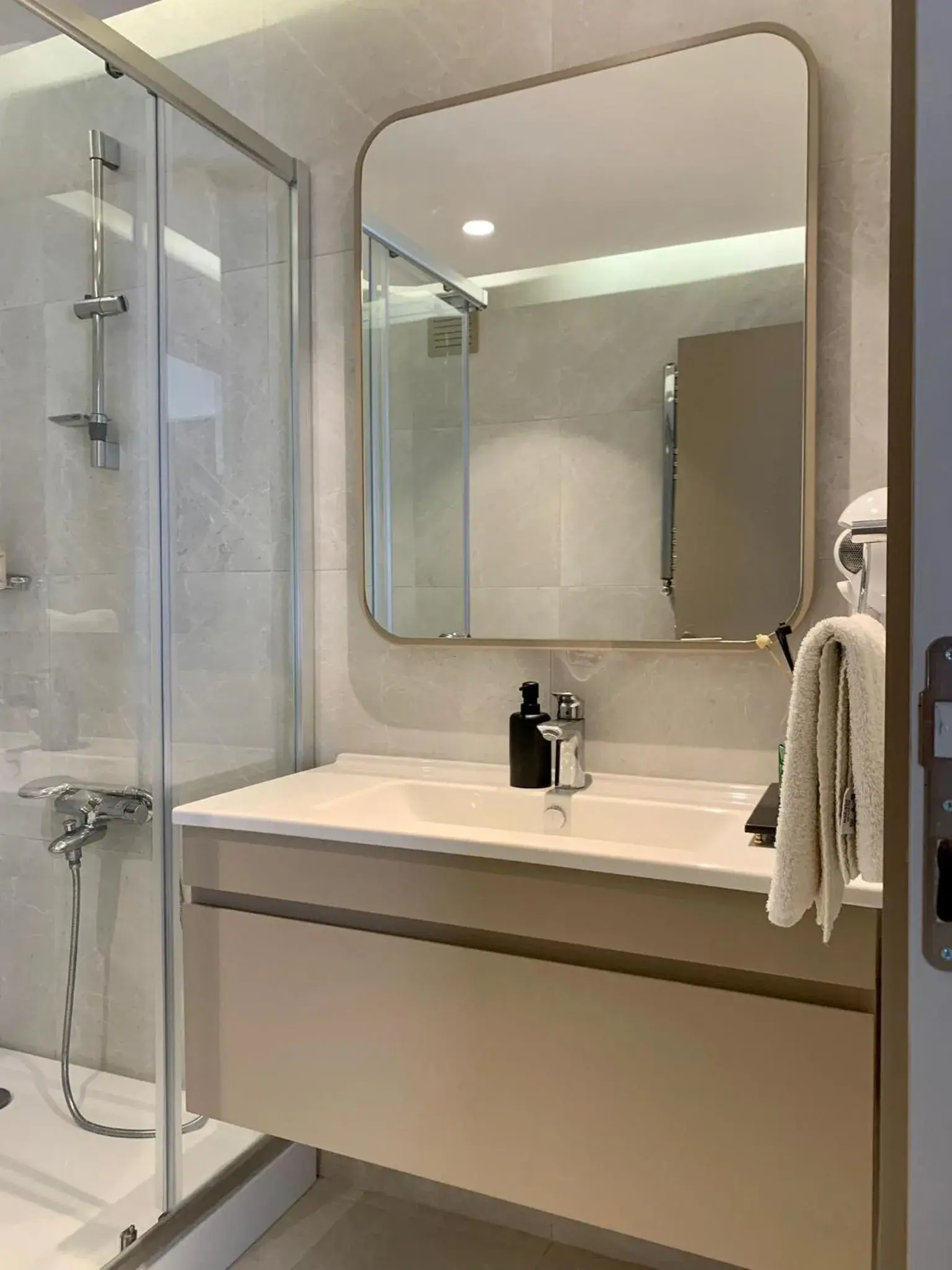 Bathroom in Istanbul Park Hotel Bathroom in Istanbul Park Hotel