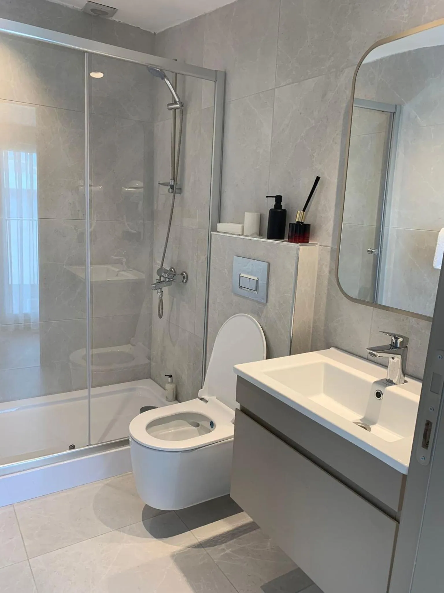 Shower in Istanbul Park Hotel