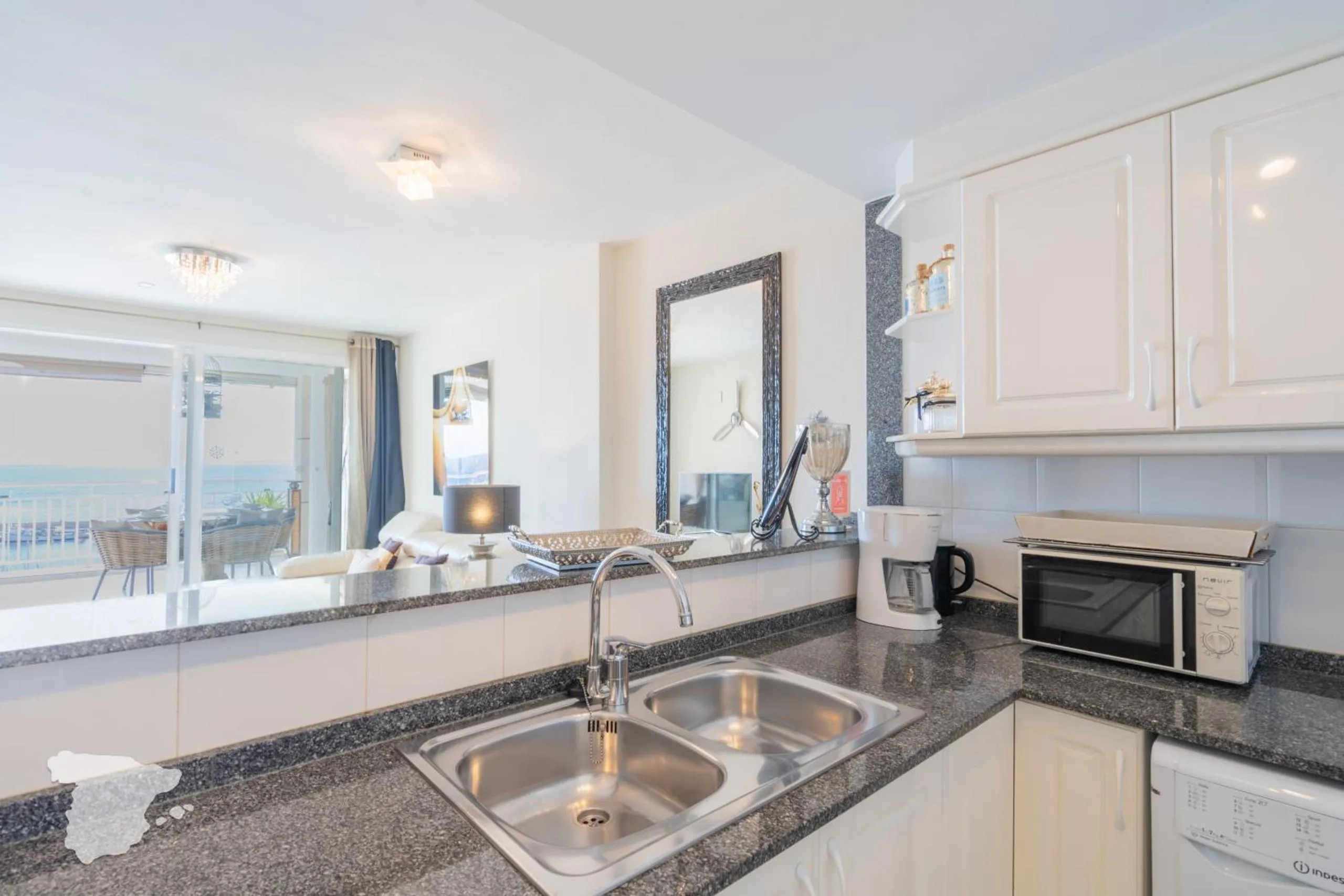 Kitchen or kitchenette in CostaBlancaDreams Nautico in Calpe