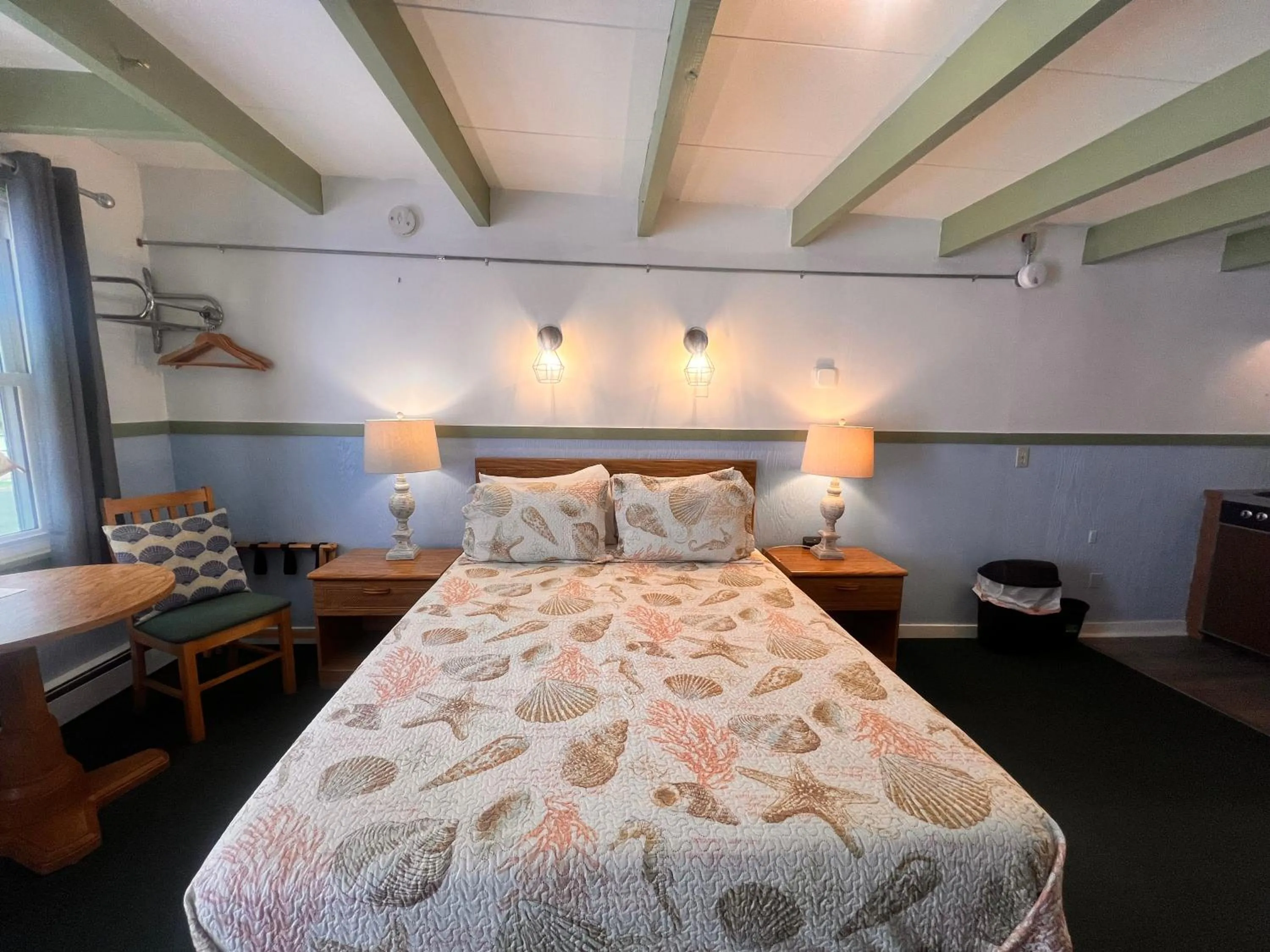 Bedroom, Bed in Claddagh Motel & Suites