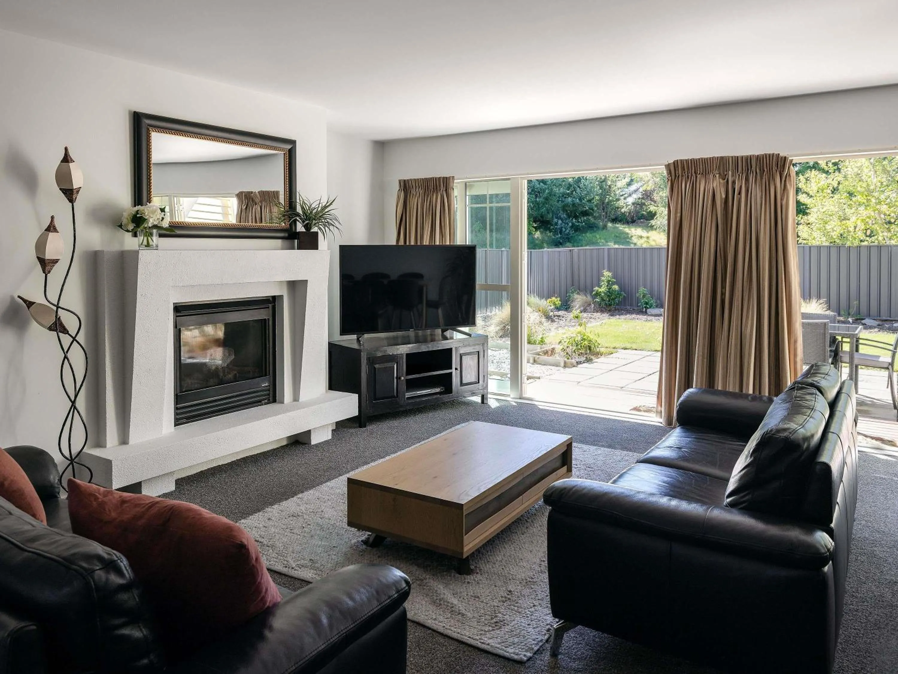 Bedroom in Mantra Lake Tekapo