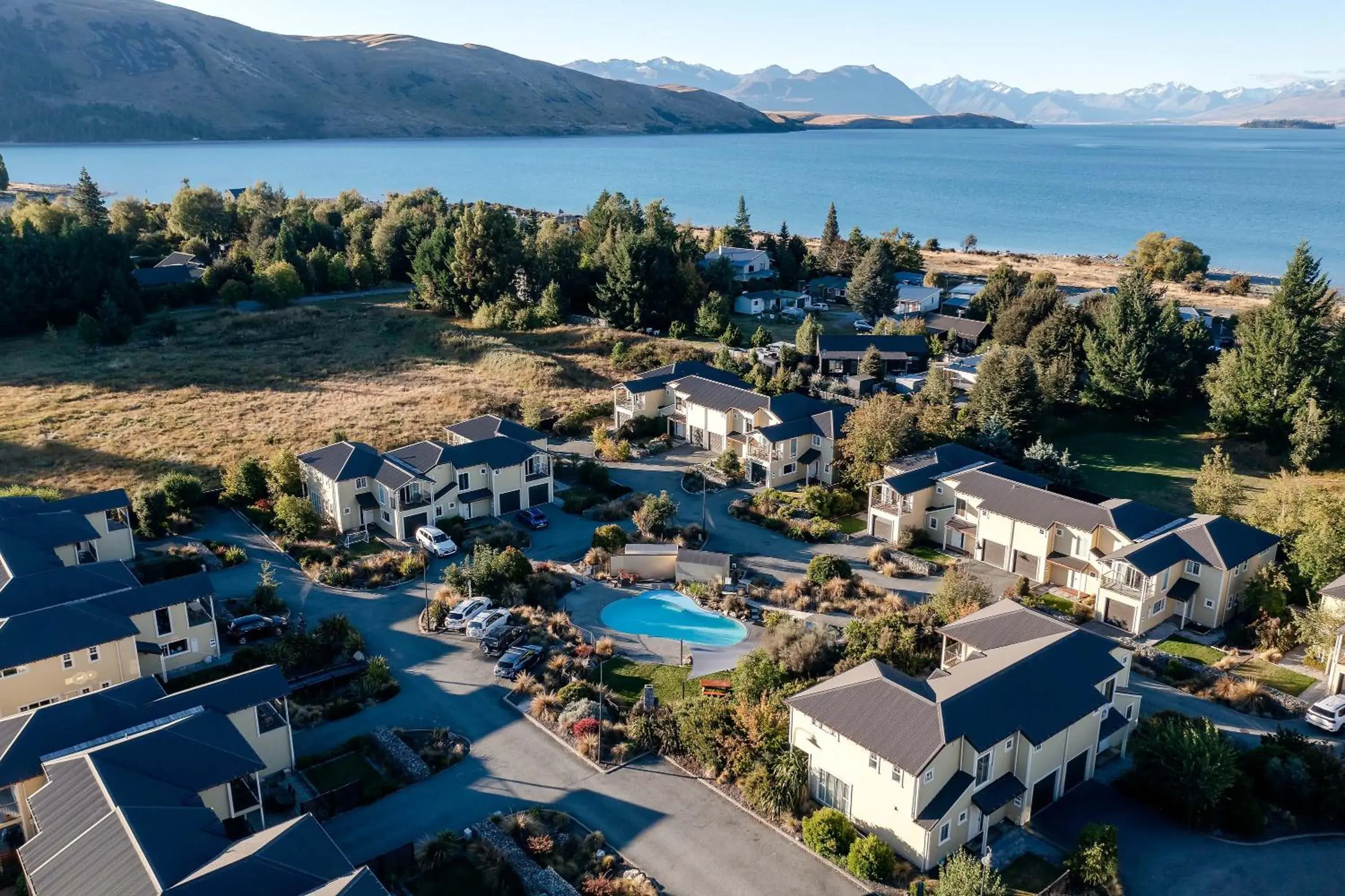 Property building in Mantra Lake Tekapo Property building in Mantra Lake Tekapo