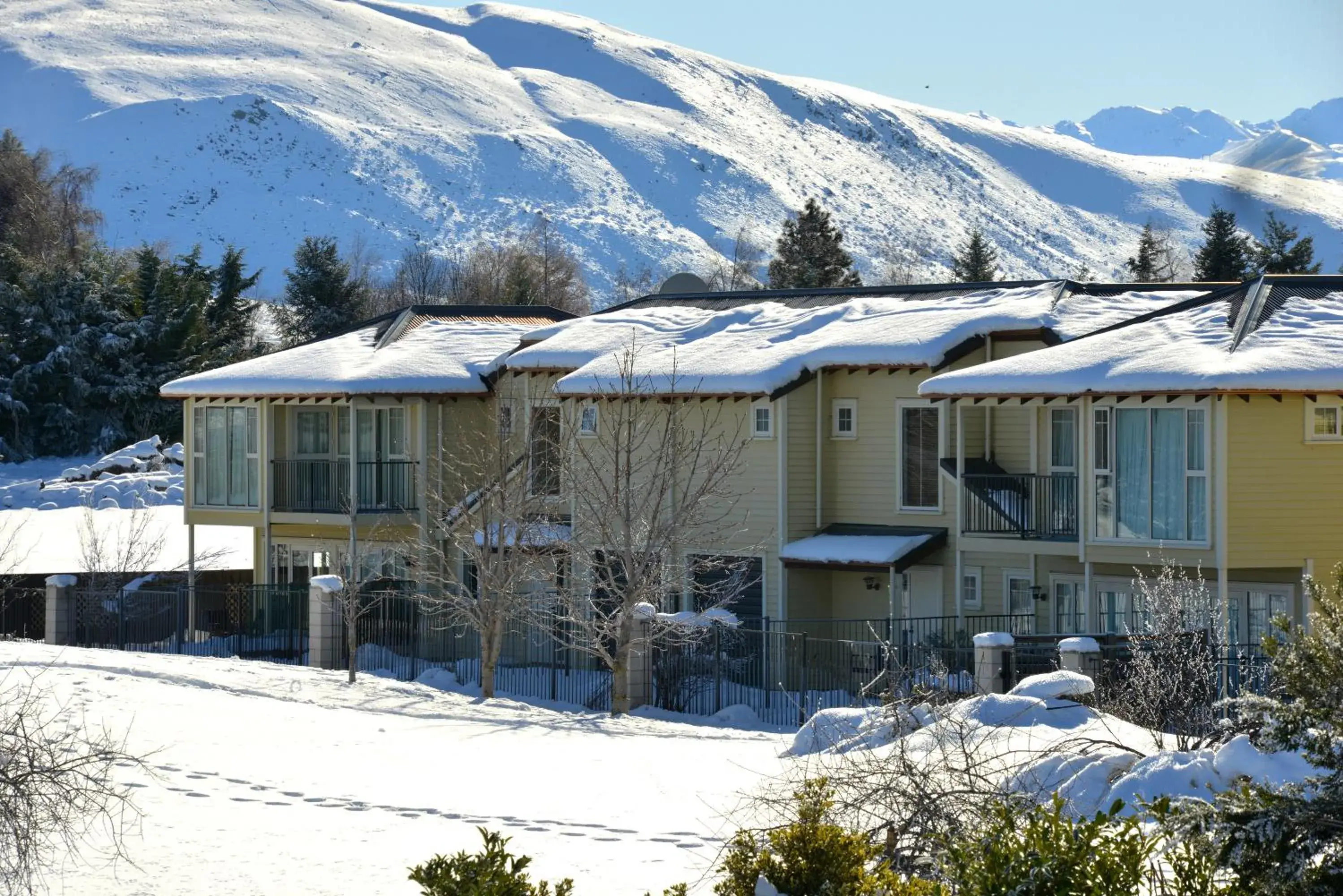 Property building in Mantra Lake Tekapo Property building in Mantra Lake Tekapo