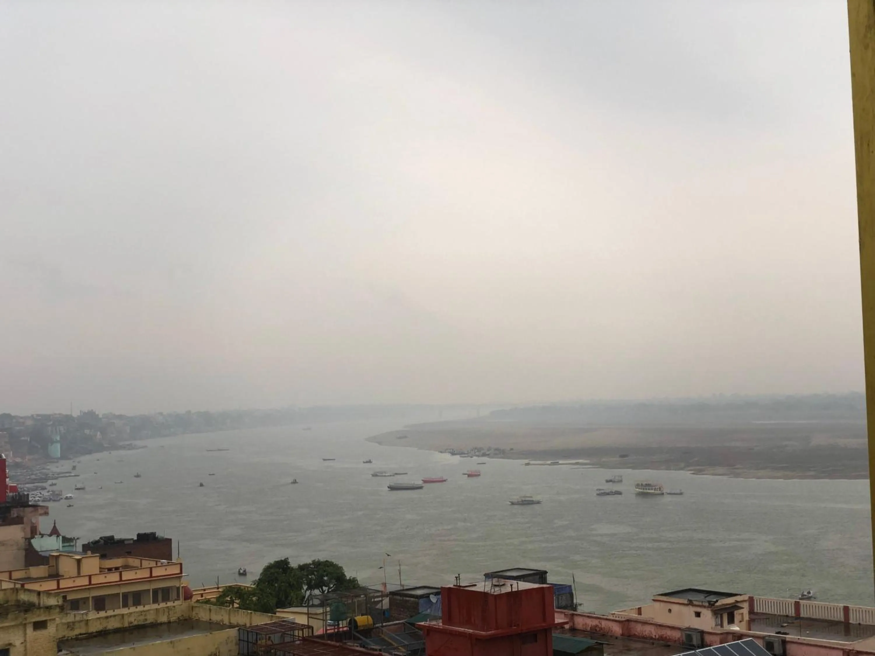 Natural landscape in Backpackers Park Varanasi