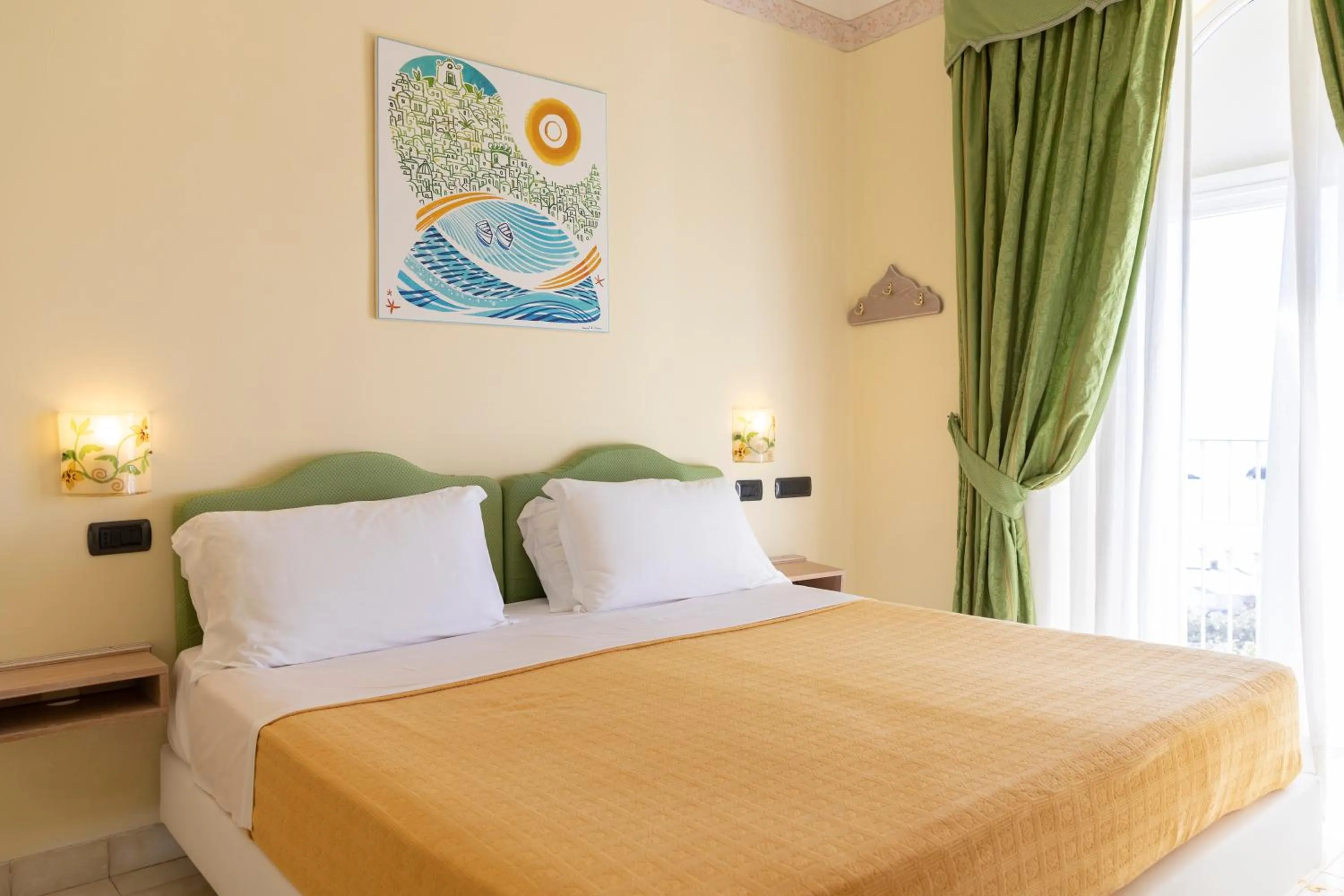 Bed in Hotel Punta Imperatore