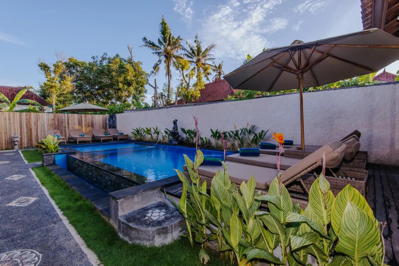 Swimming pool in Lembongan Small Heaven Bungalow