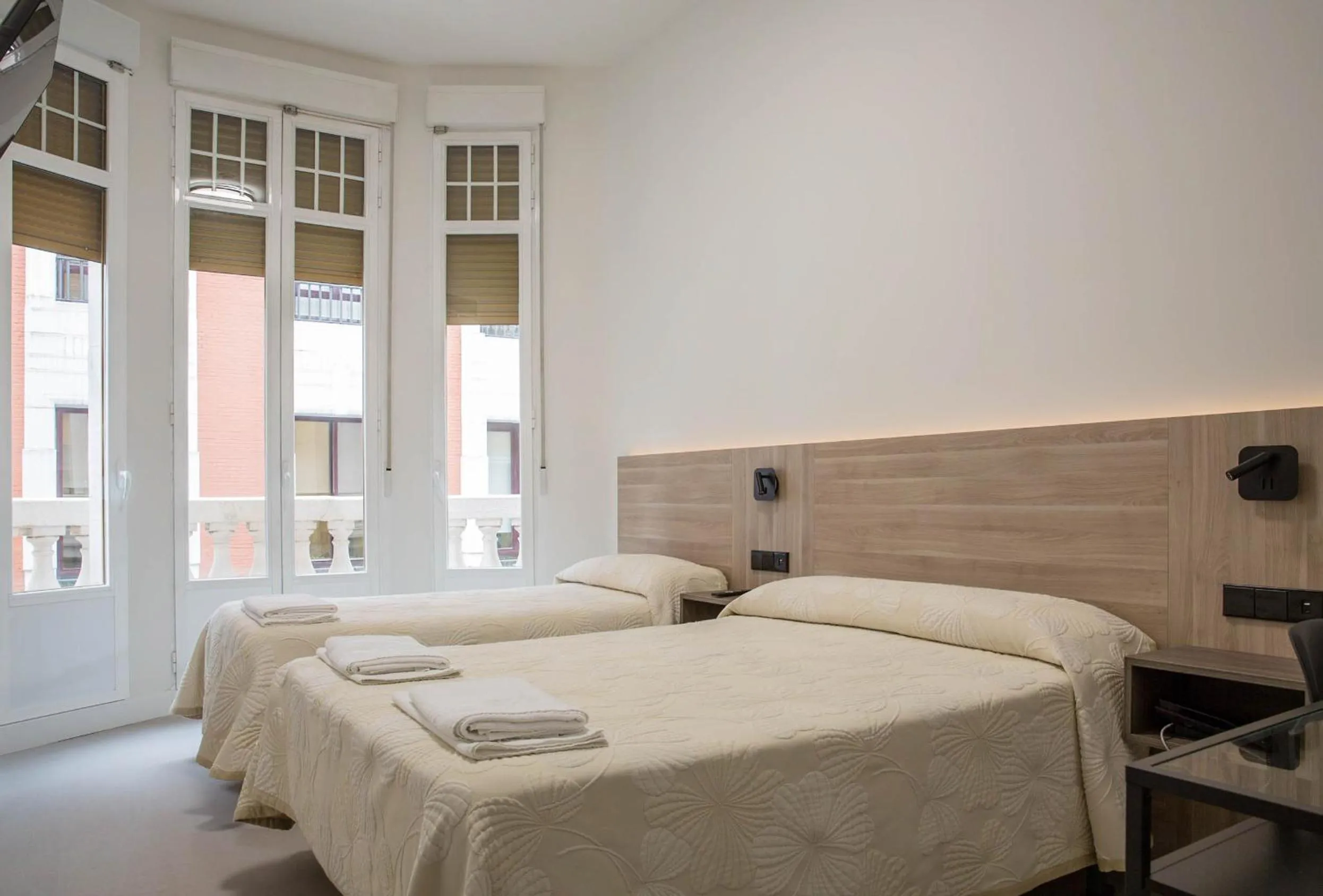 Bed in Hostal Excelsior