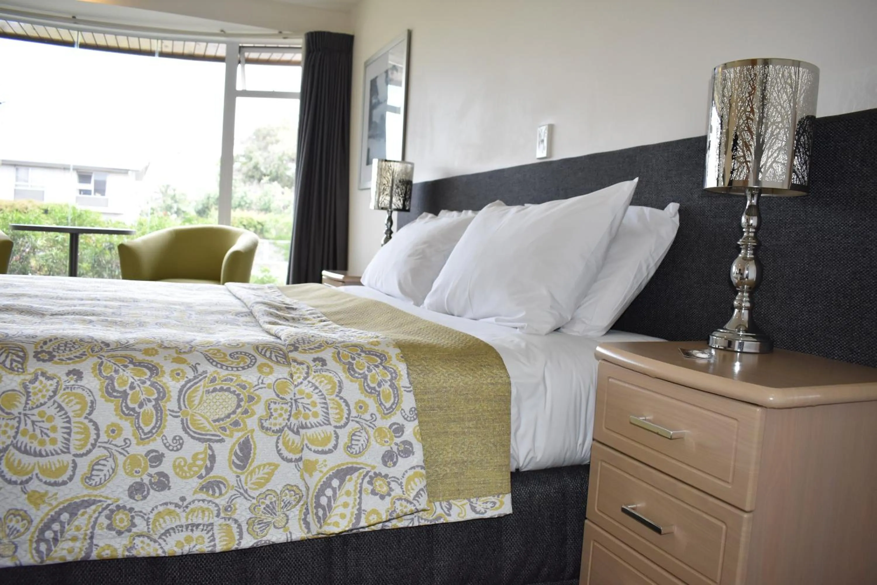 Bed in Baywatch Motor Inn