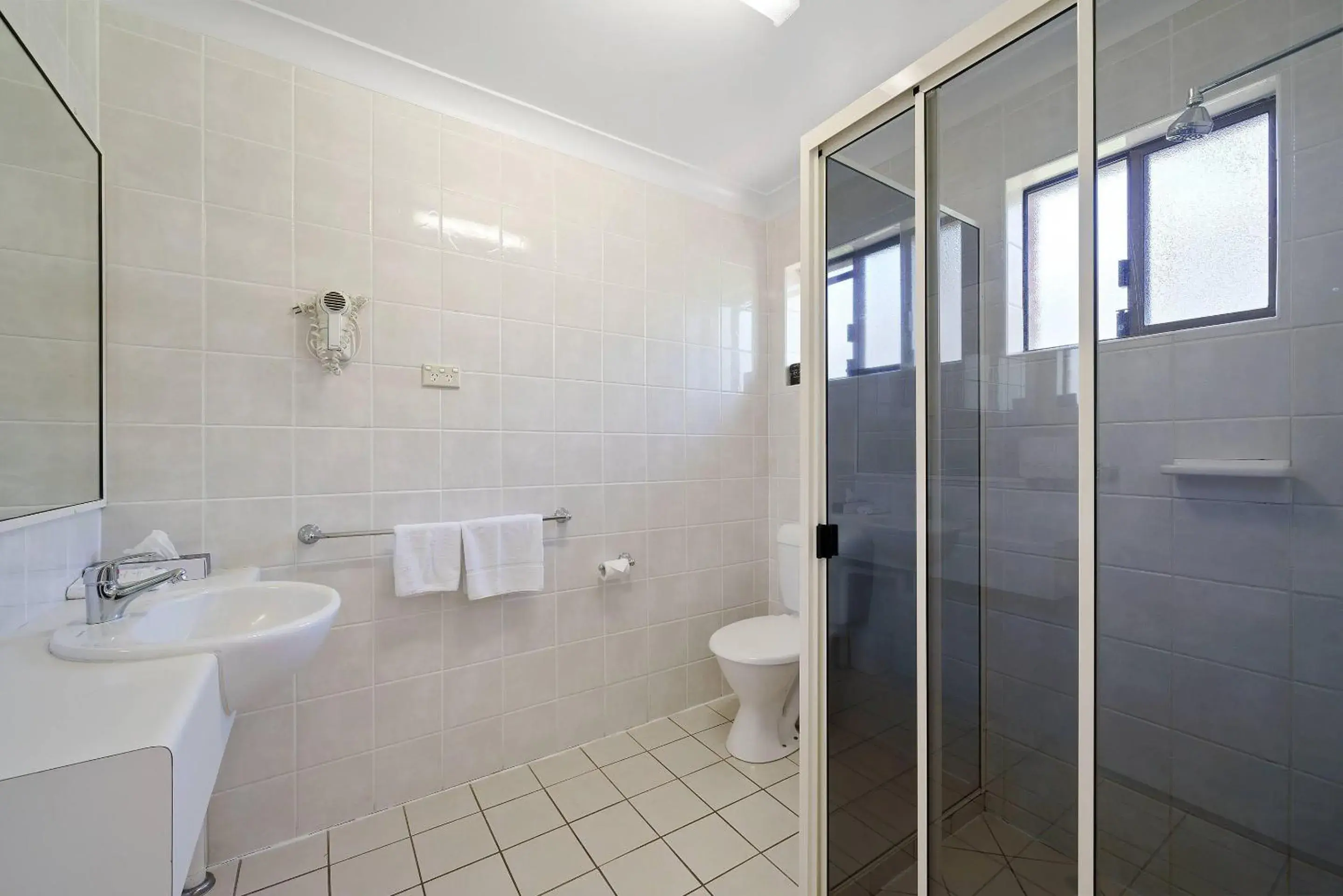 Superior Twin Room in Comfort Inn Glenfield Superior Twin Room in Comfort Inn Glenfield