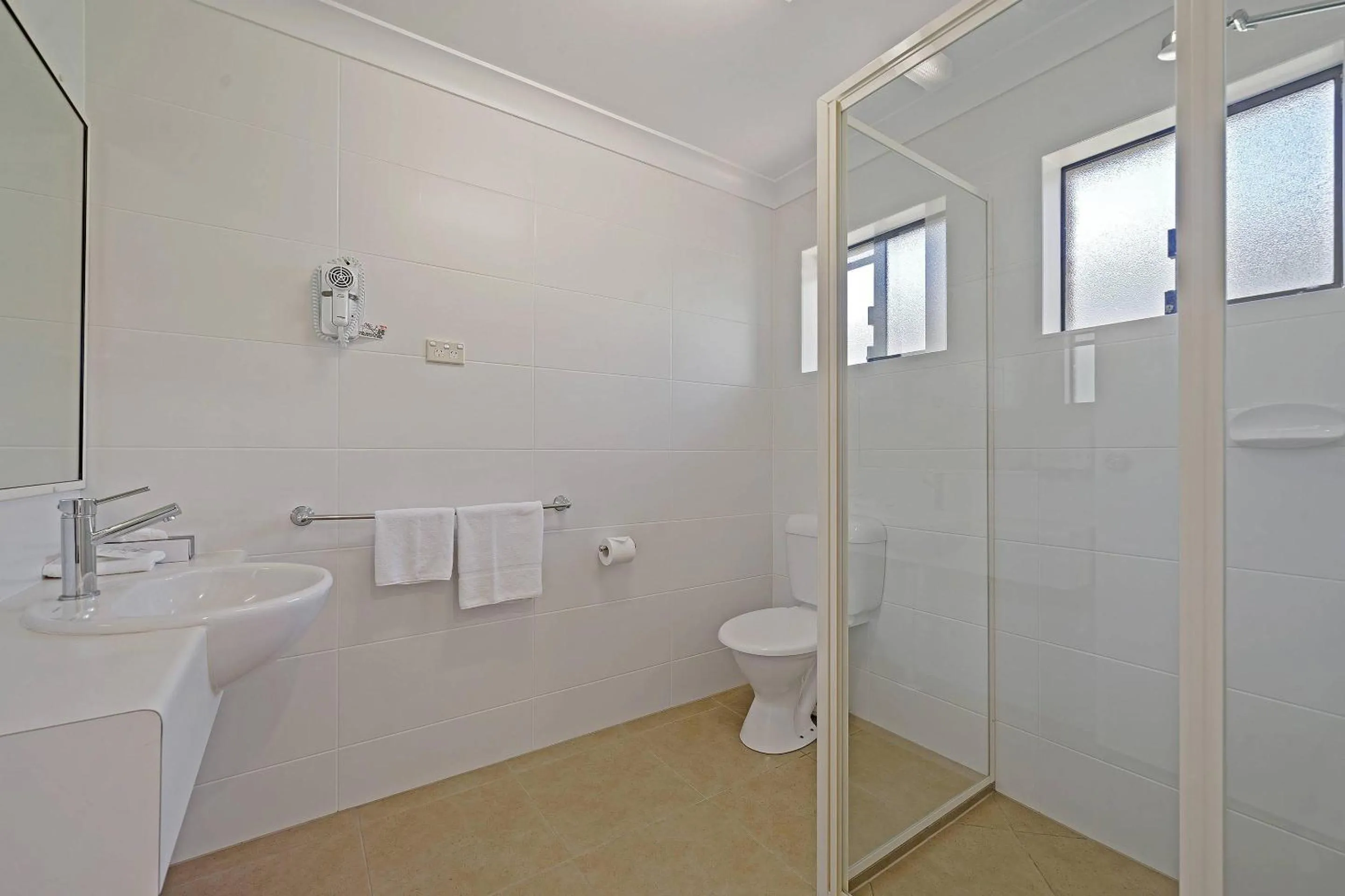 Bedroom in Comfort Inn Glenfield