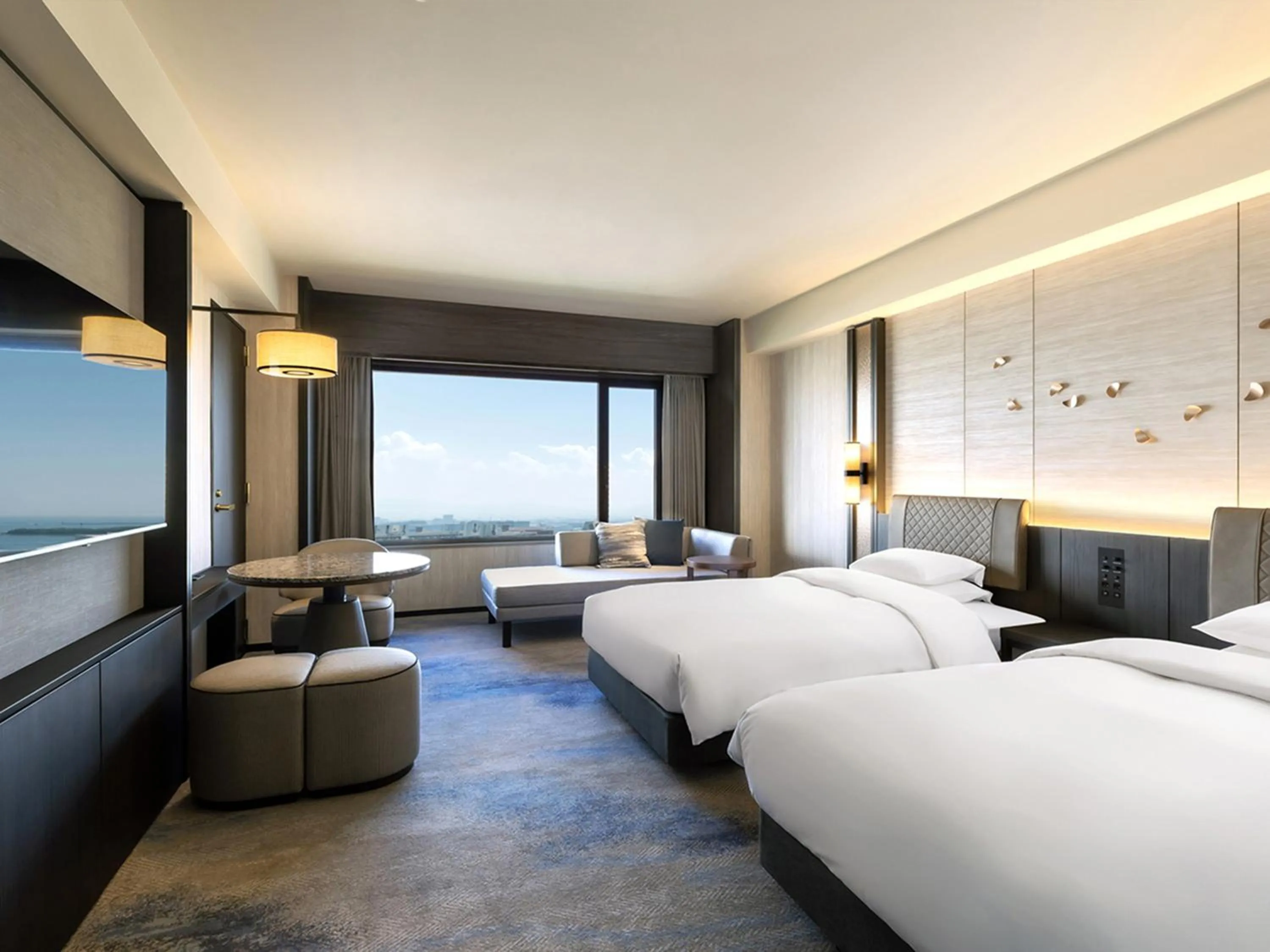 Bed in Grand Prince Hotel Osaka Bay