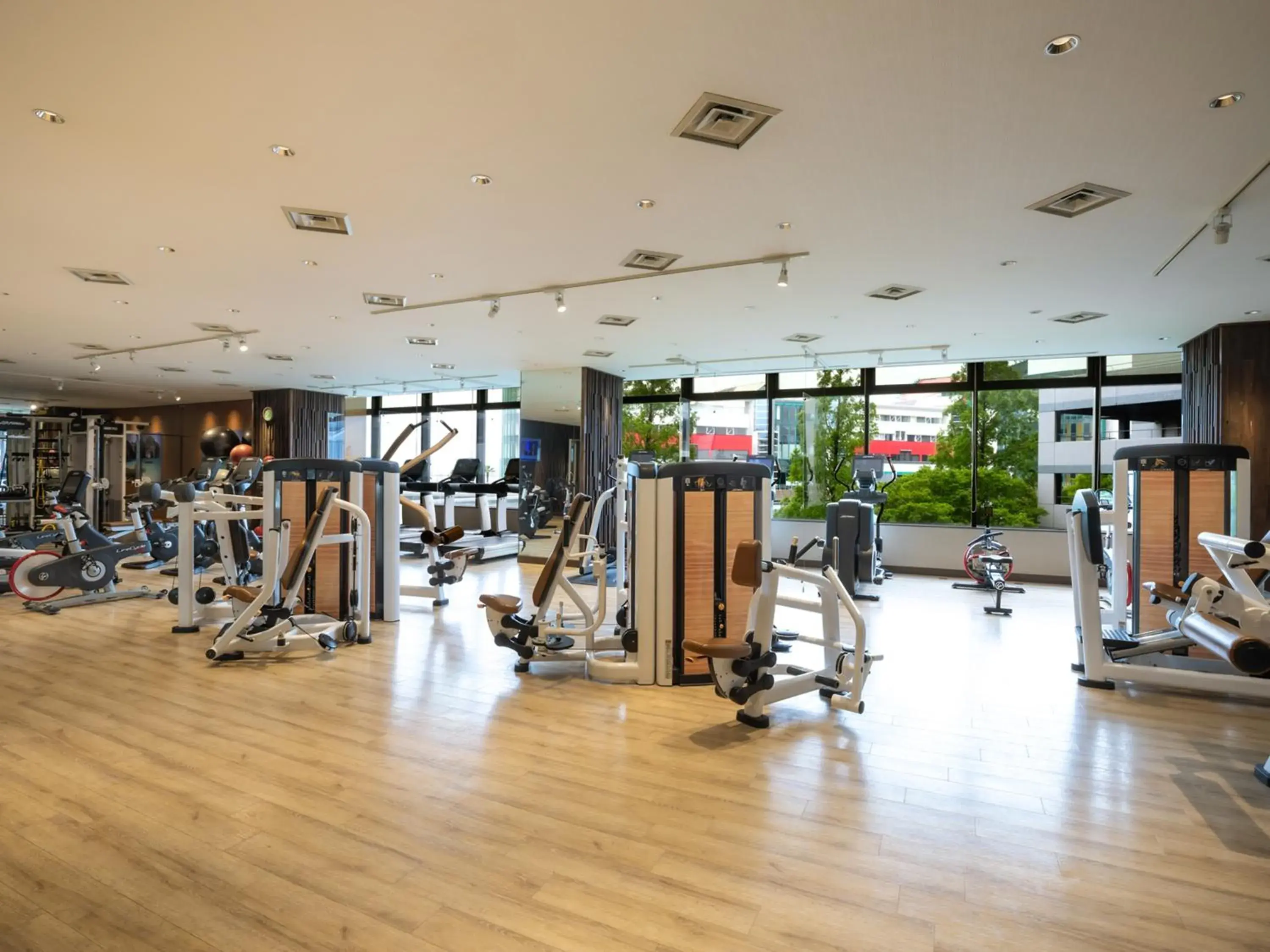 Fitness centre/facilities in Grand Prince Hotel Osaka Bay Fitness centre/facilities in Grand Prince Hotel Osaka Bay