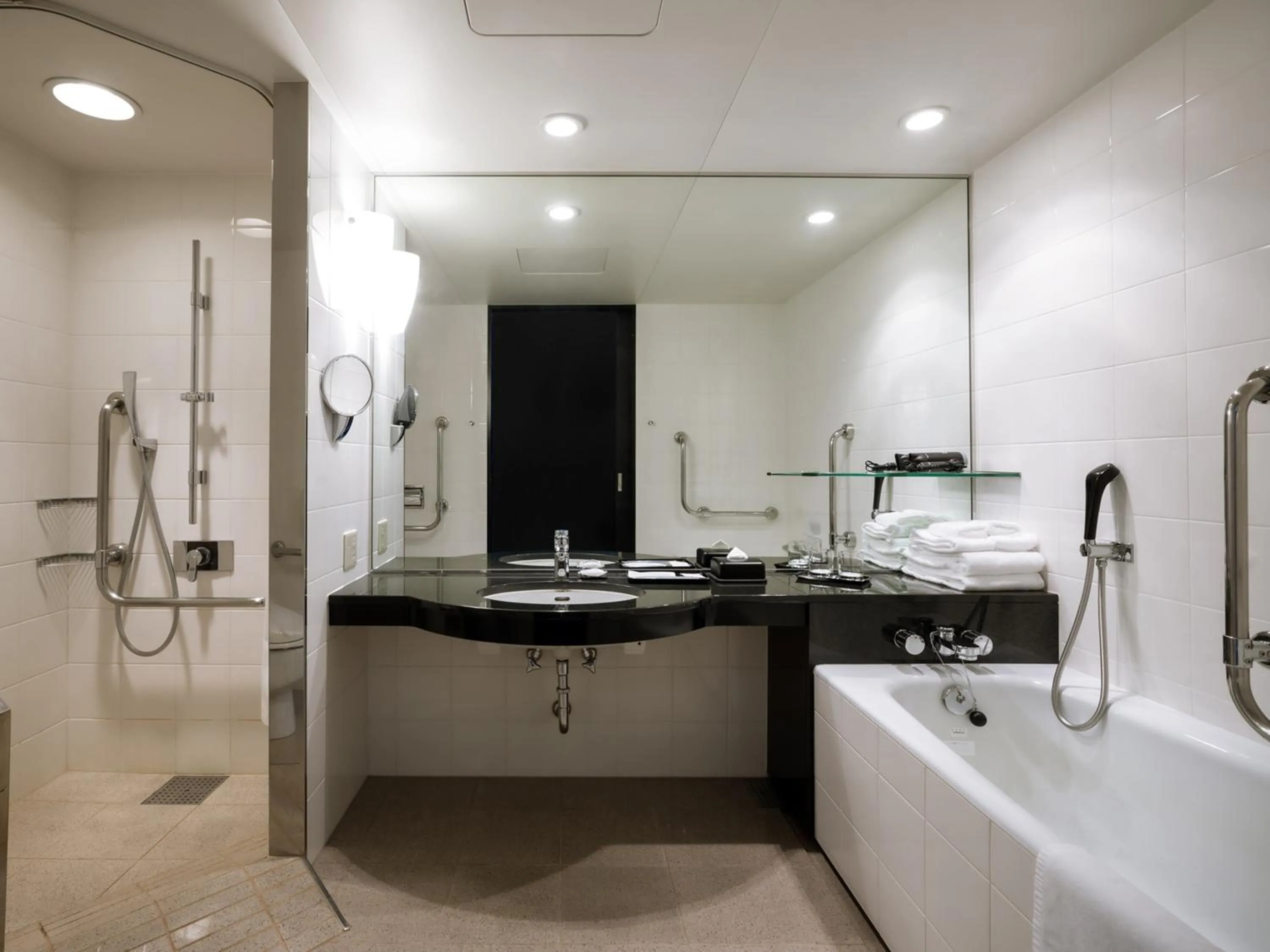 Bathroom in Grand Prince Hotel Osaka Bay