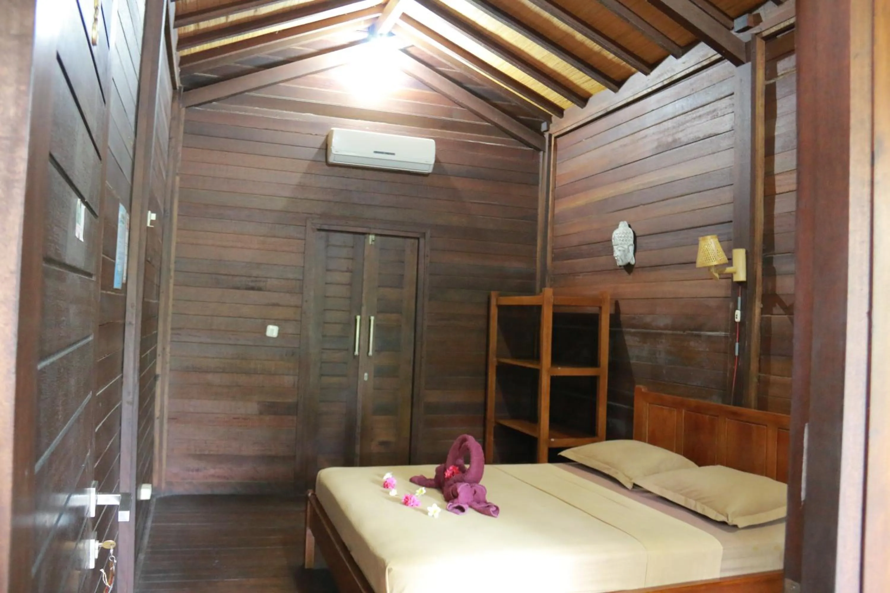 Alexyane Paradise Bungalow