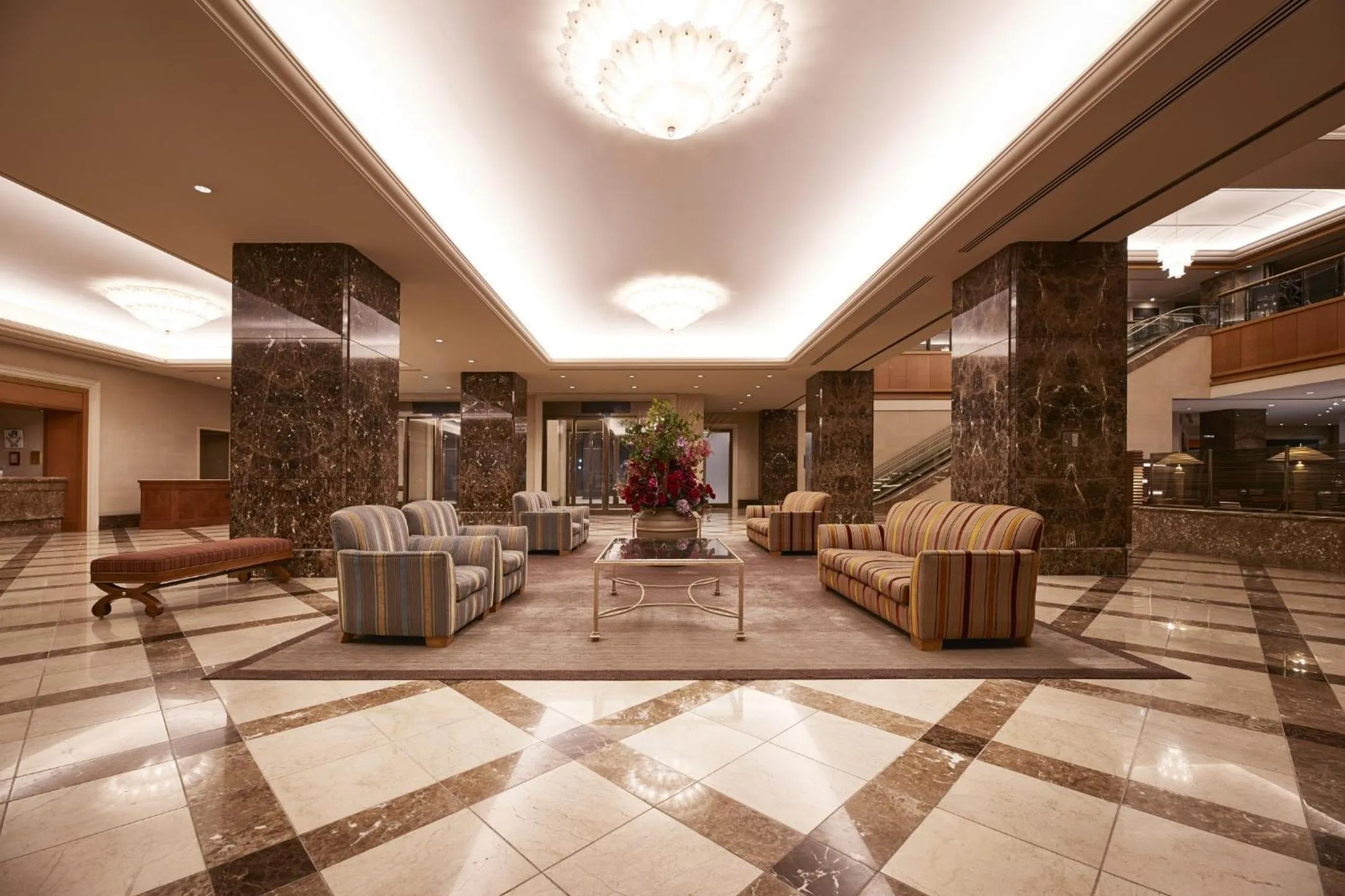 Lobby or reception in Hotel Metropolitan Nagano