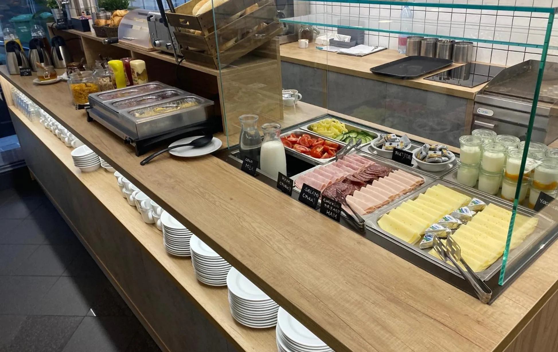 Food and drinks in Hotel Orion