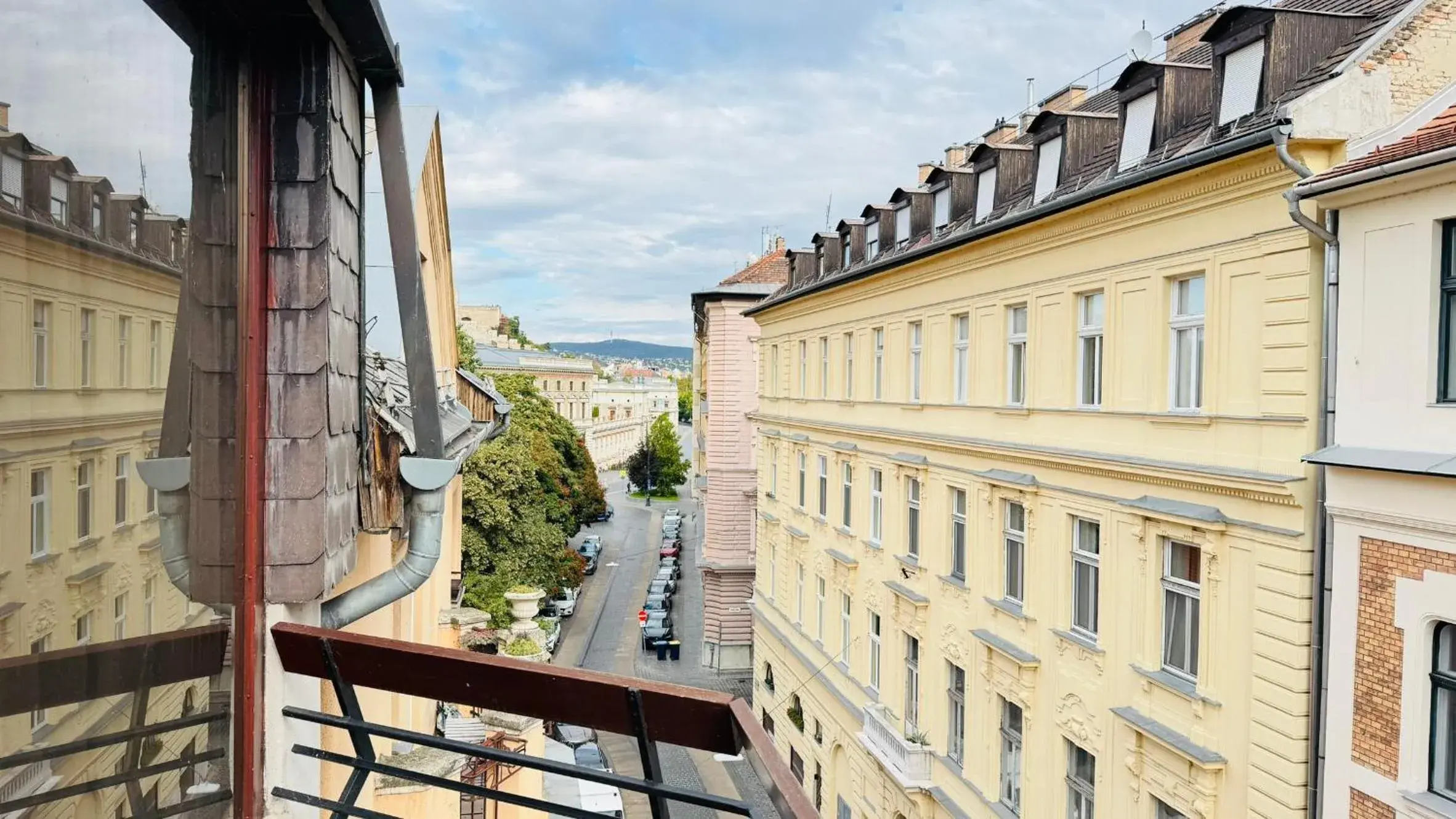 Property building in Hotel Orion Property building in Hotel Orion