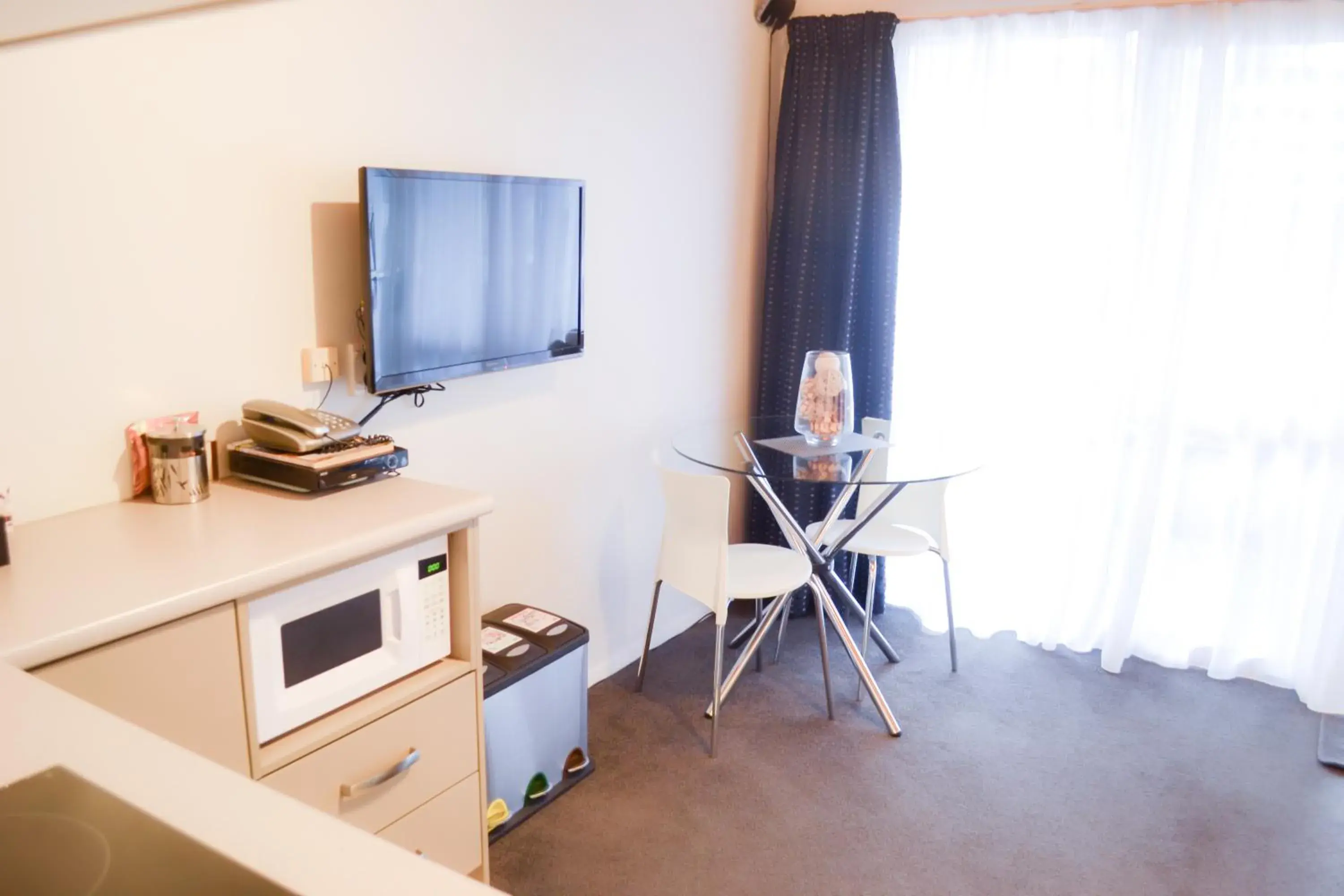 Standard Double Room in Aspen on King Standard Double Room in Aspen on King