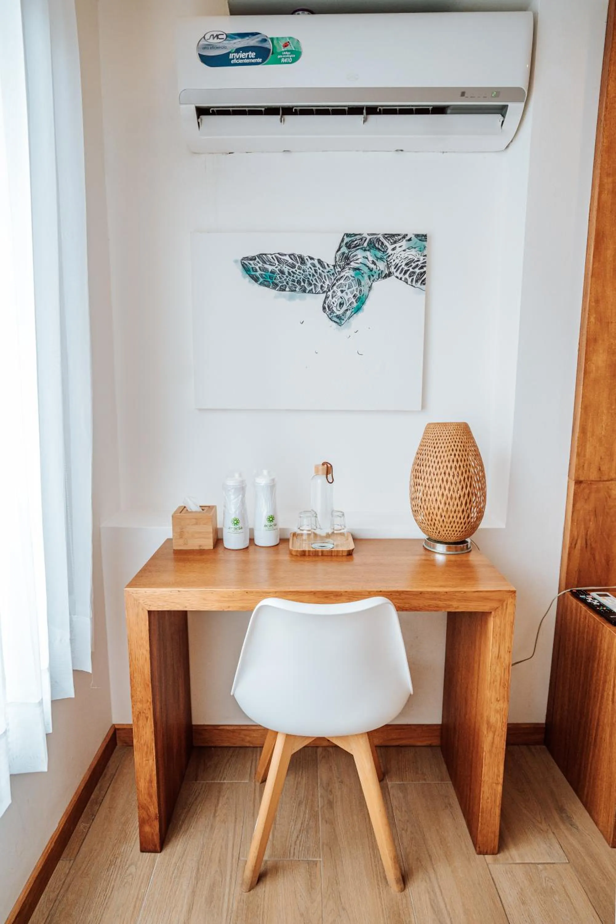 Bedroom in Hotel Acacia