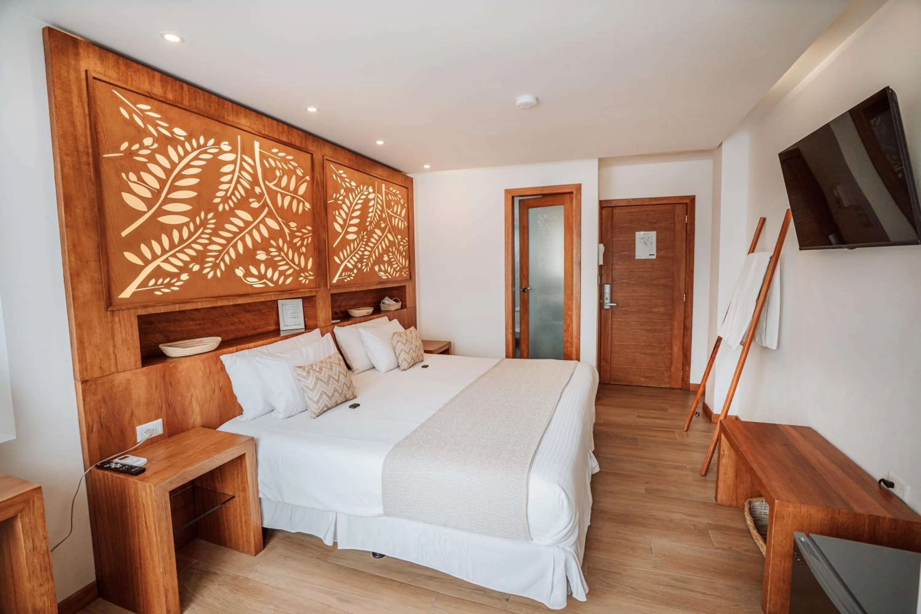 Photo of the whole room, Bed in Hotel Acacia