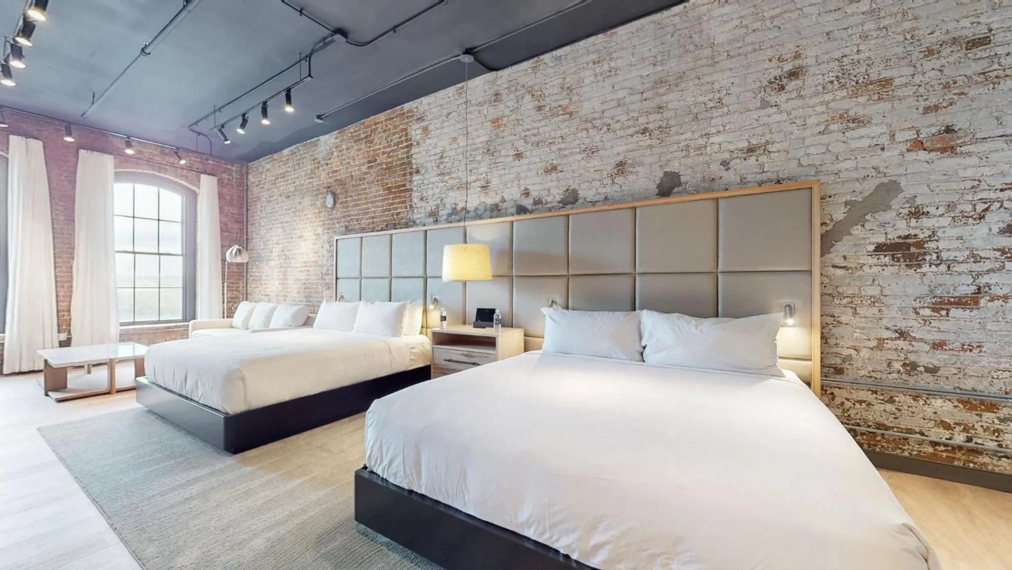 Bed in Studio 154 Hotel