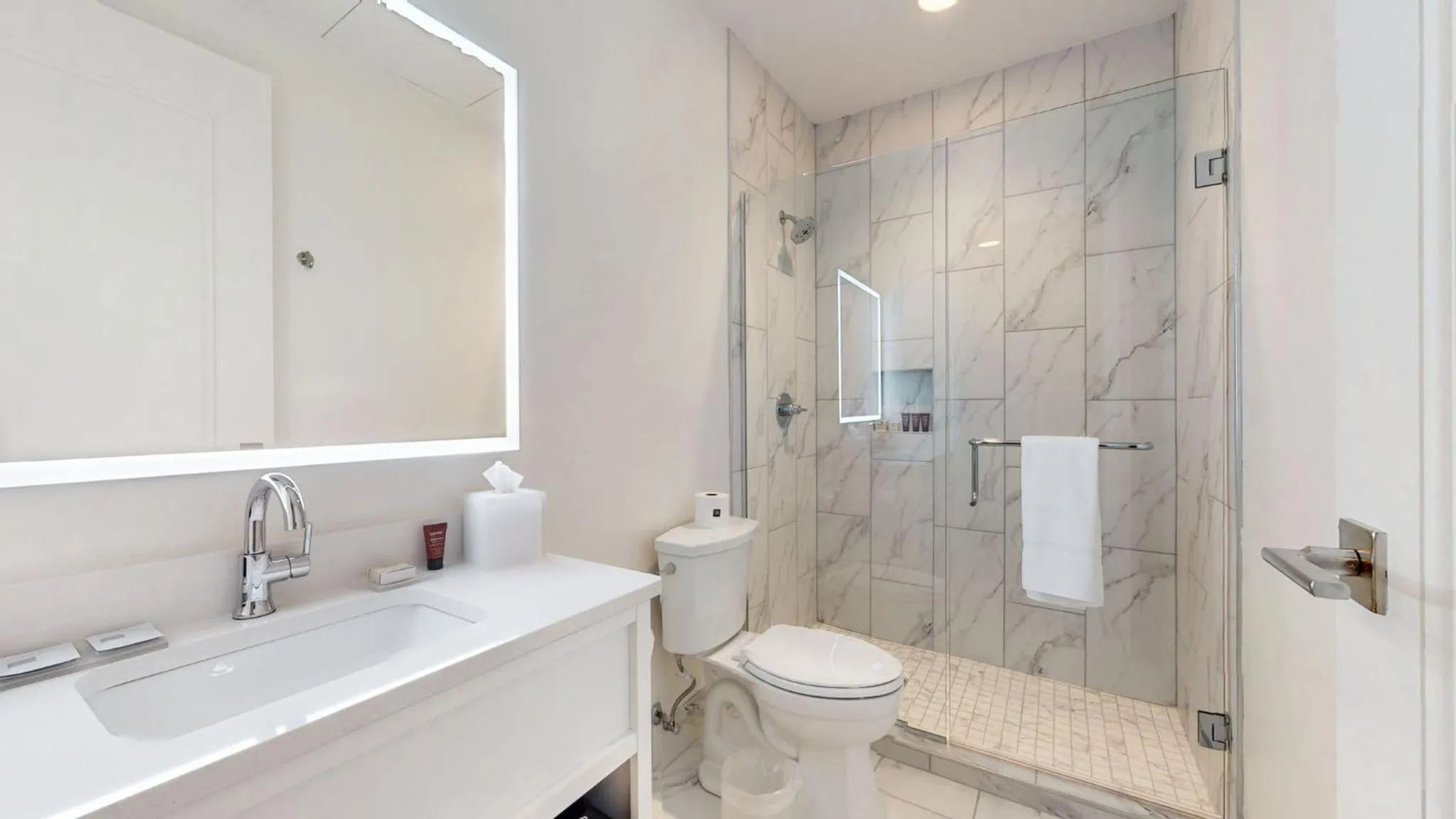 Bathroom in Studio 154 Hotel