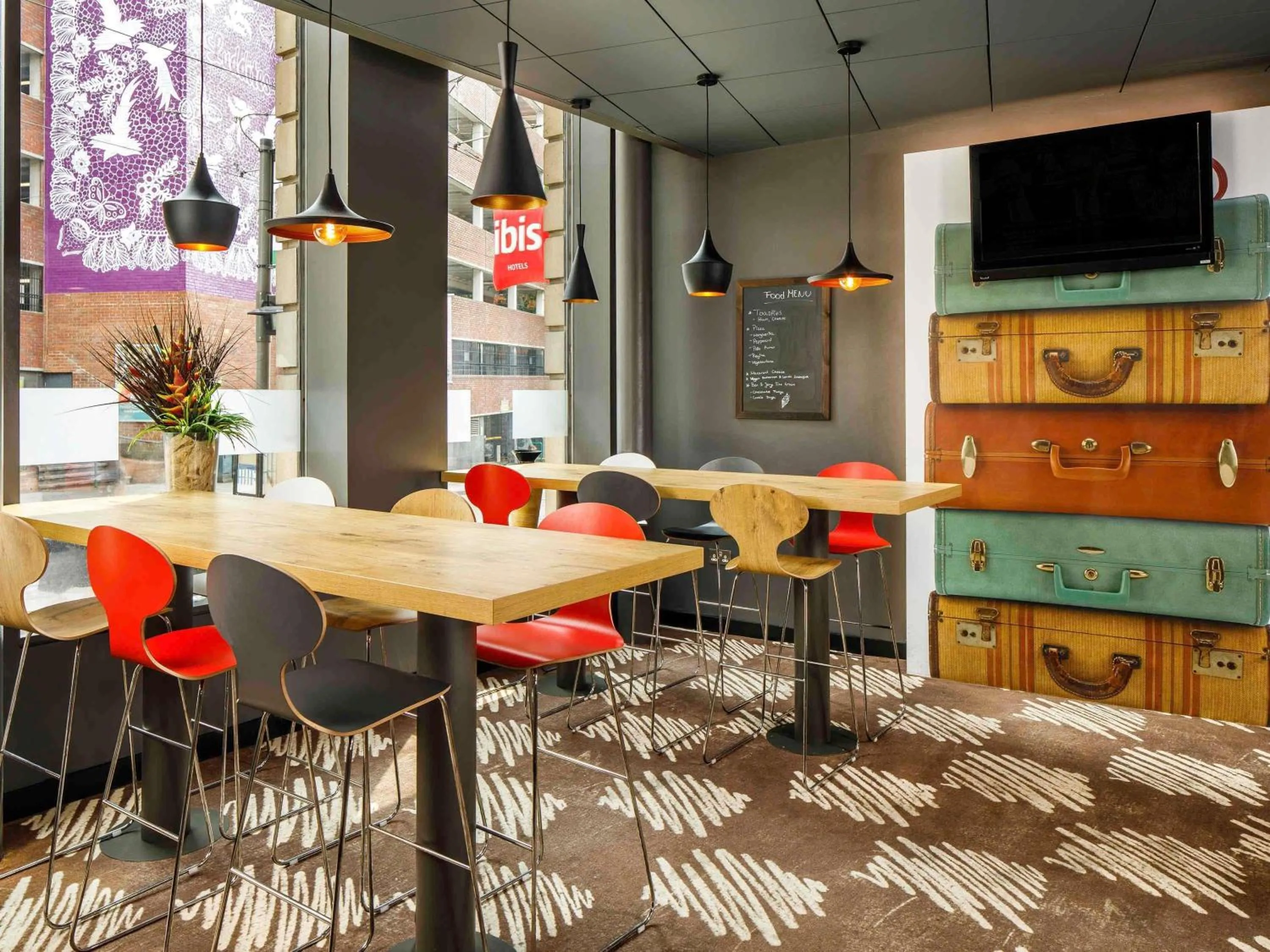 Restaurant/places to eat in ibis Nottingham Centre