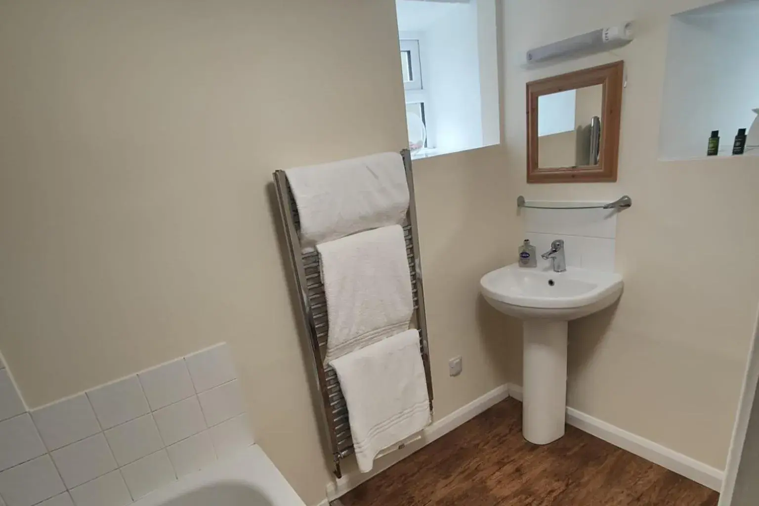 Queen Suite in The Mill House Queen Suite in The Mill House