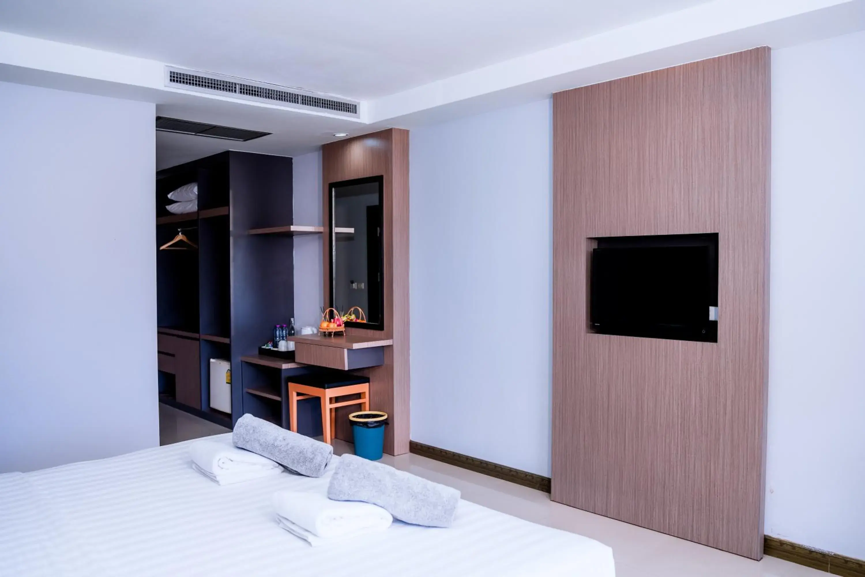 Bedroom, Bed in Casa Del M Patong Phuket - Newly Renovated Bedroom, Bed in Casa Del M Patong Phuket - Newly Renovated