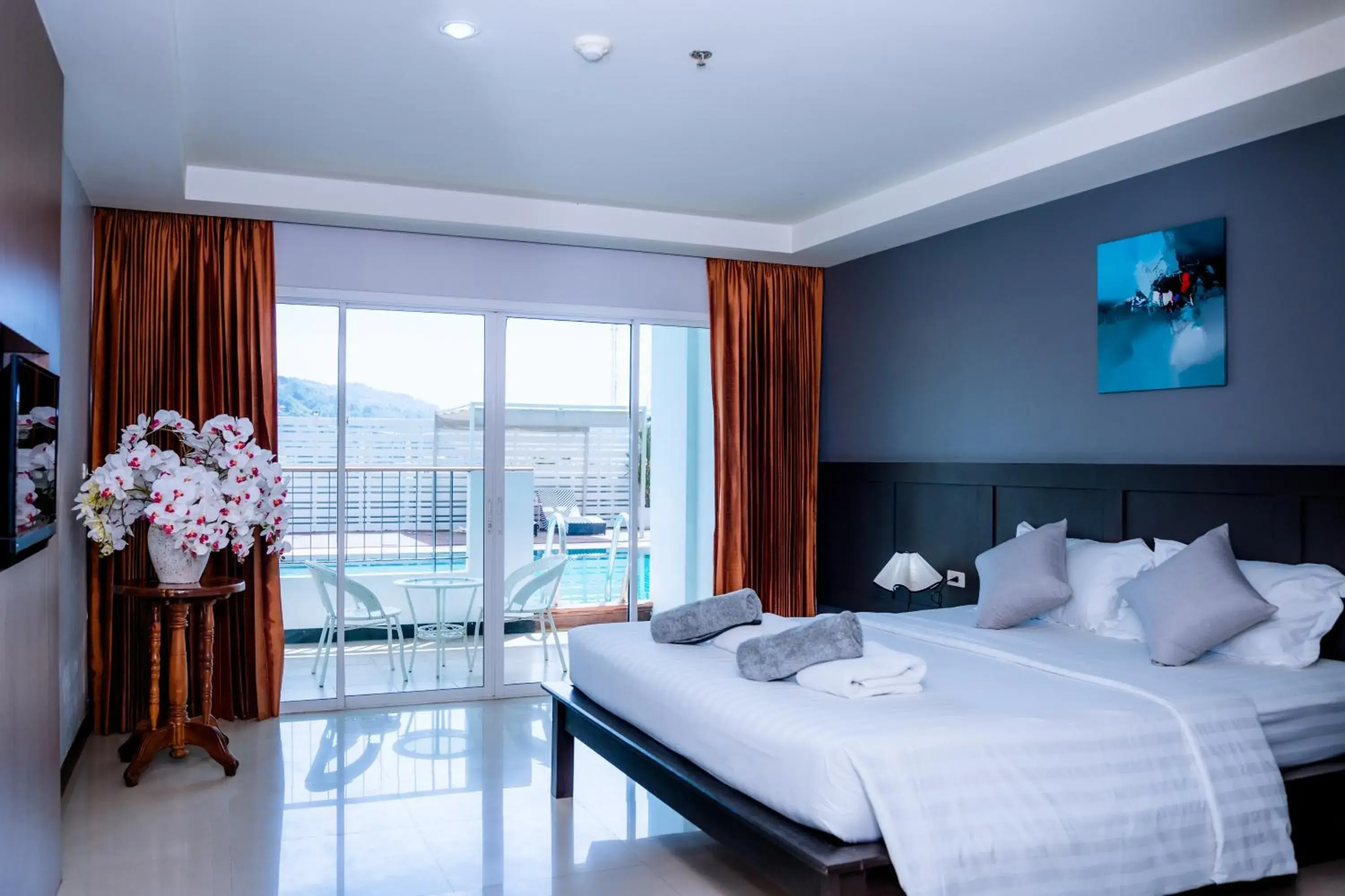 Bed in Casa Del M Patong Phuket - Newly Renovated Bed in Casa Del M Patong Phuket - Newly Renovated