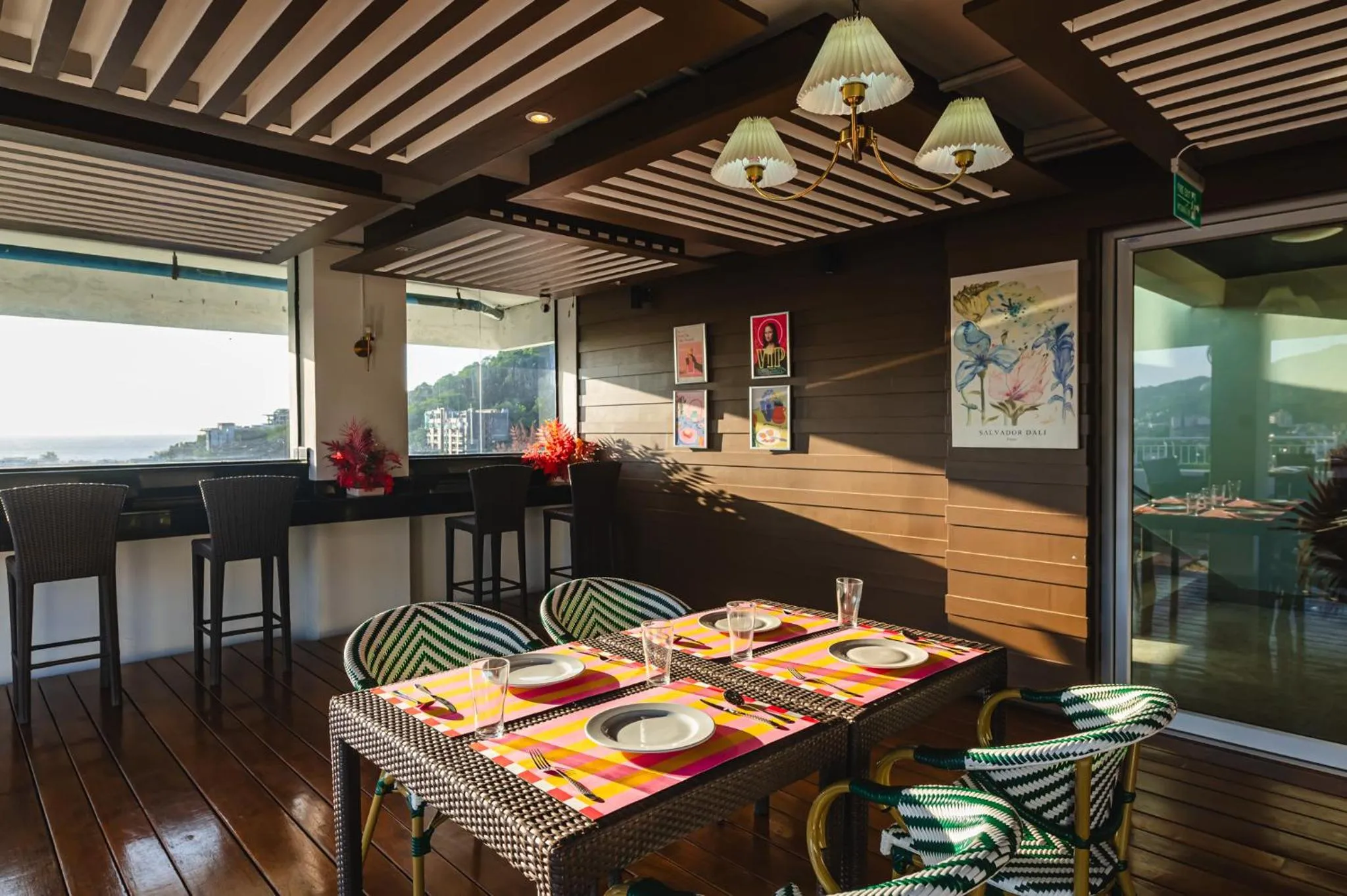 Restaurant/places to eat in Casa Del M Patong Phuket - Newly Renovated