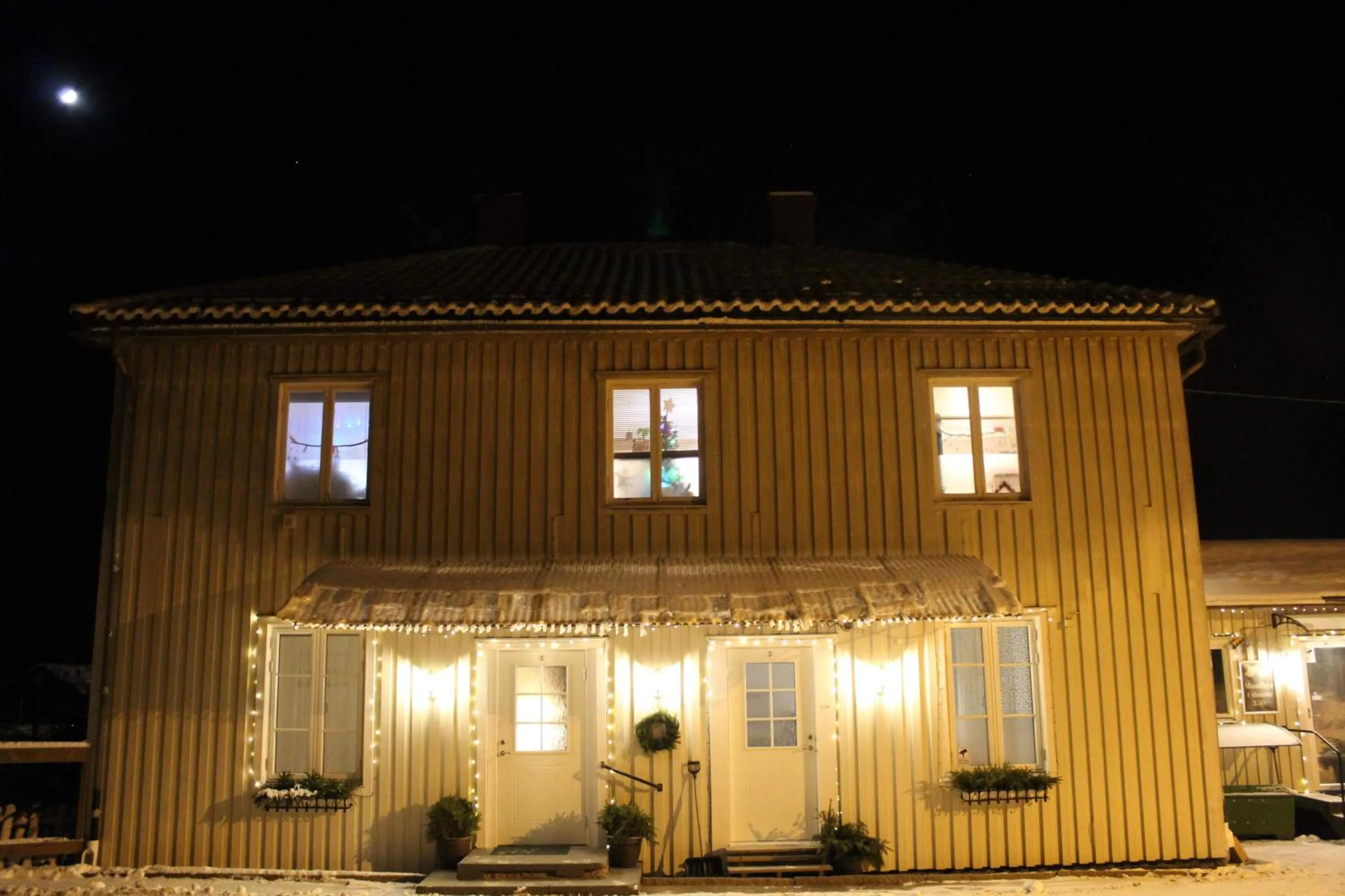 Quadruple Room with Private Bathroom - single occupancy in Affären Må Bra