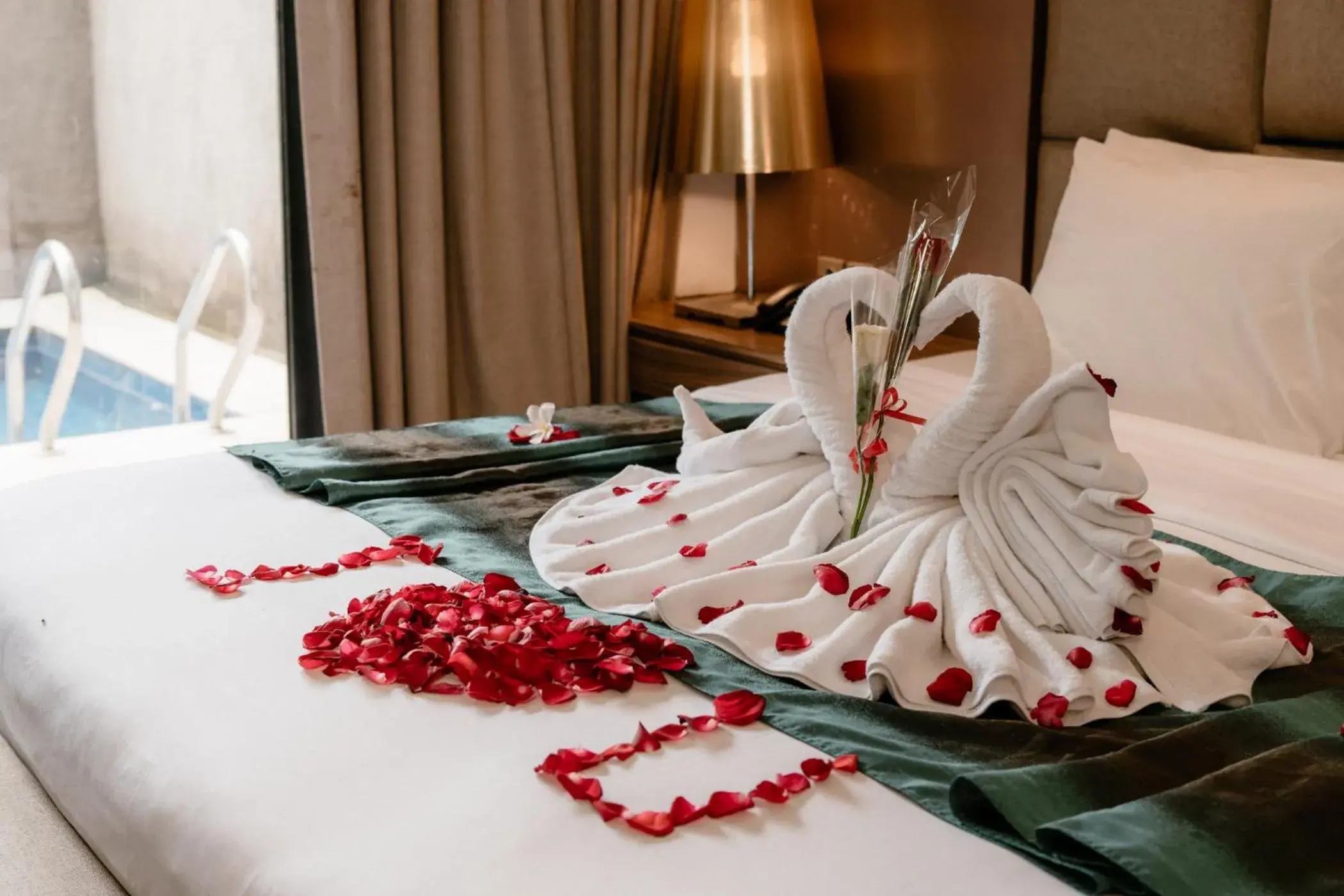 Decorative detail, Bed in Amaroossa Suite Bali Decorative detail, Bed in Amaroossa Suite Bali