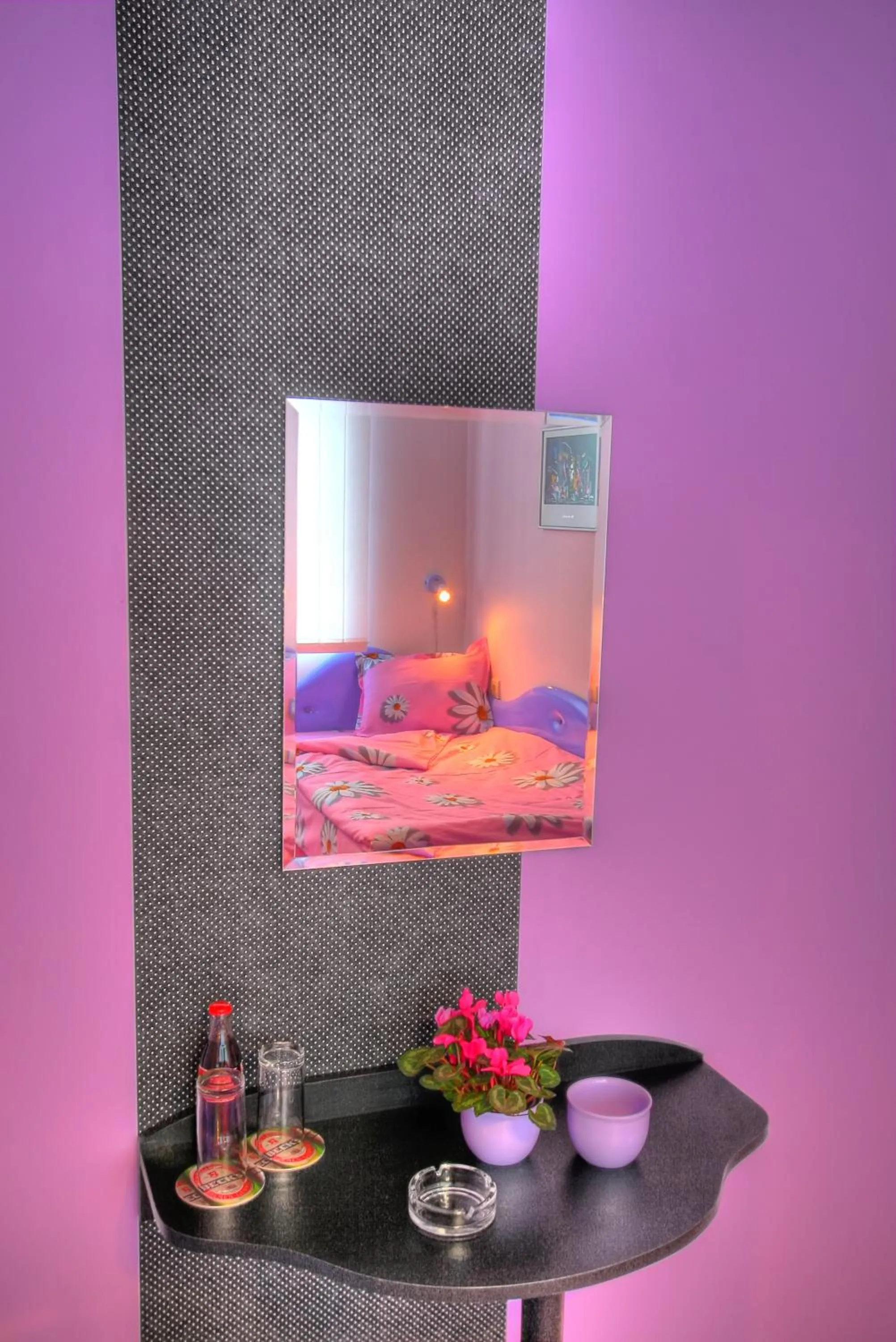 Decorative detail in Family Hotel Mania